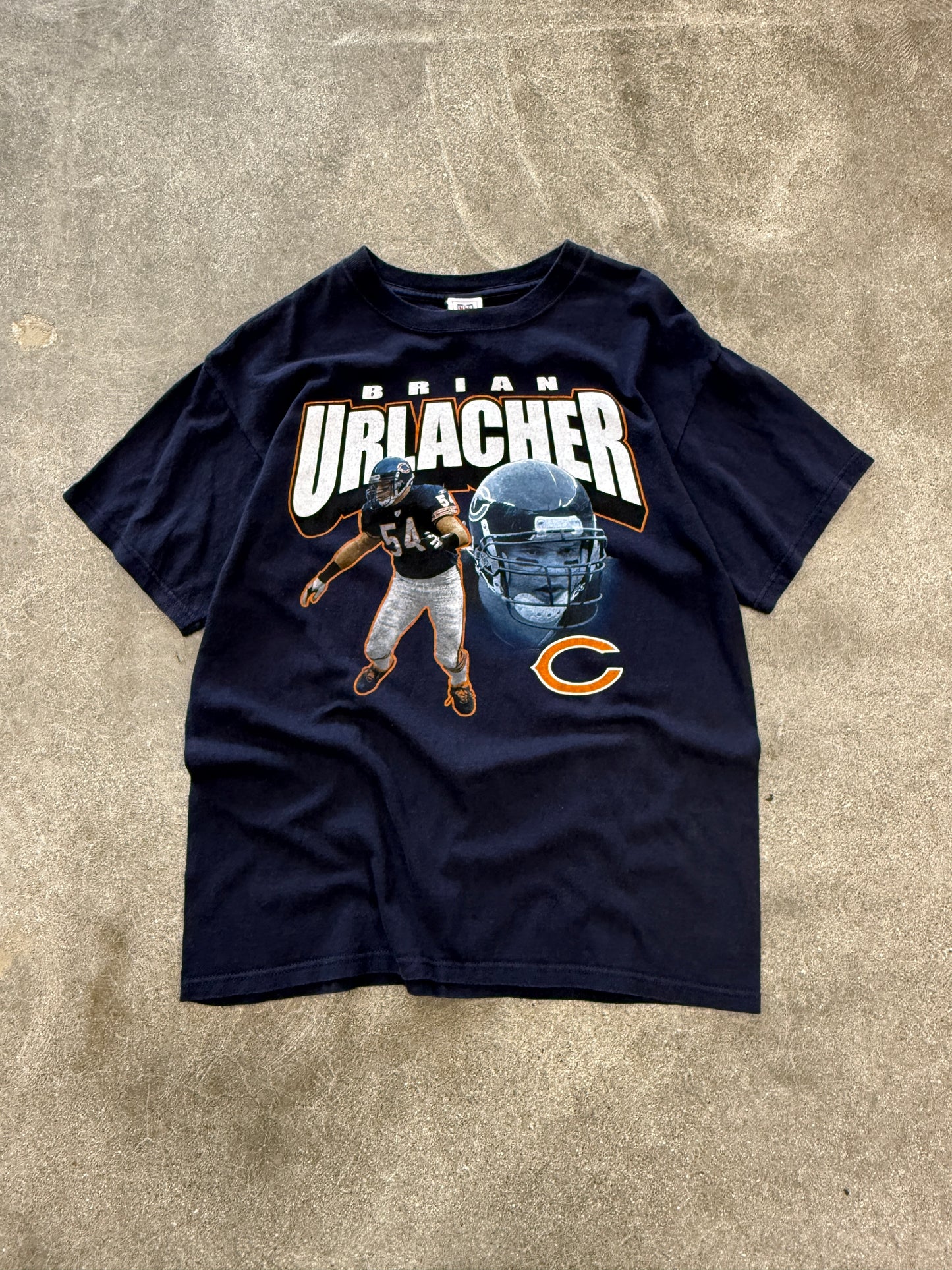 (L) Vintage Brian Urlacher Bears Shirt