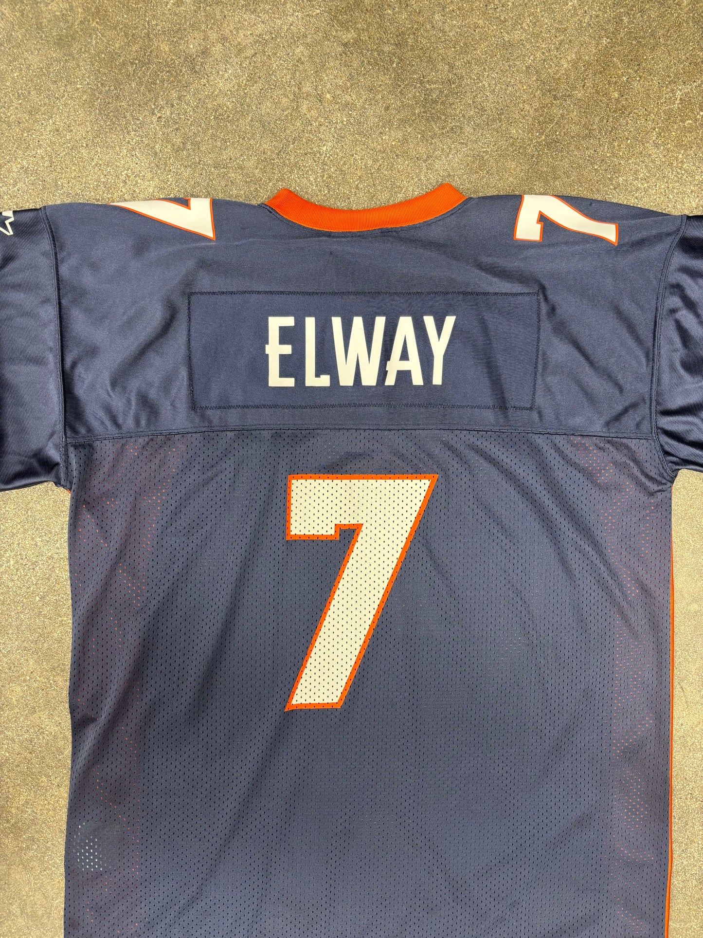 (XL) Vintage Starter Denver Broncos Elway #7 Jersey
