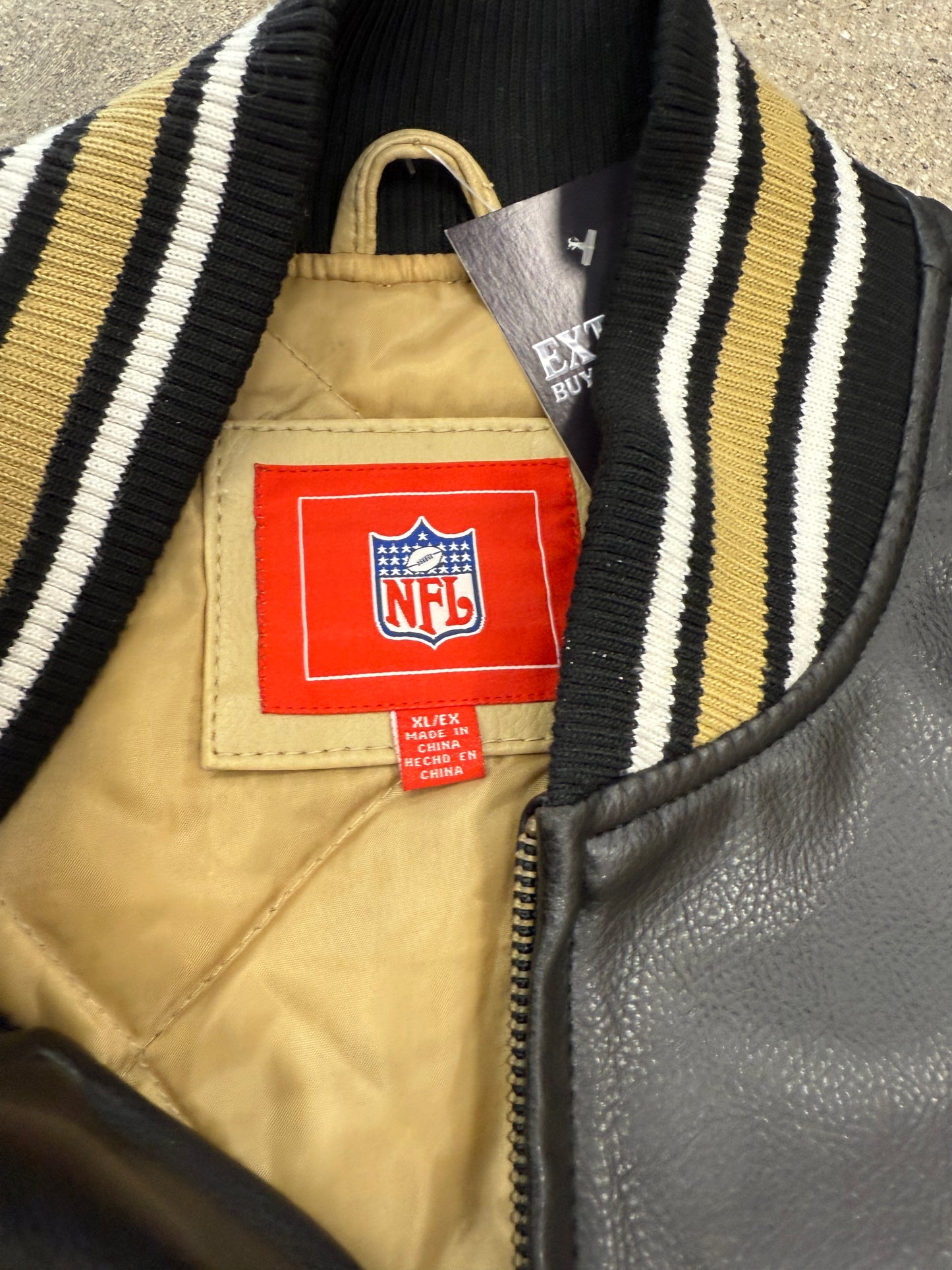(XL) Vintage NFL Saints Leather Jacket