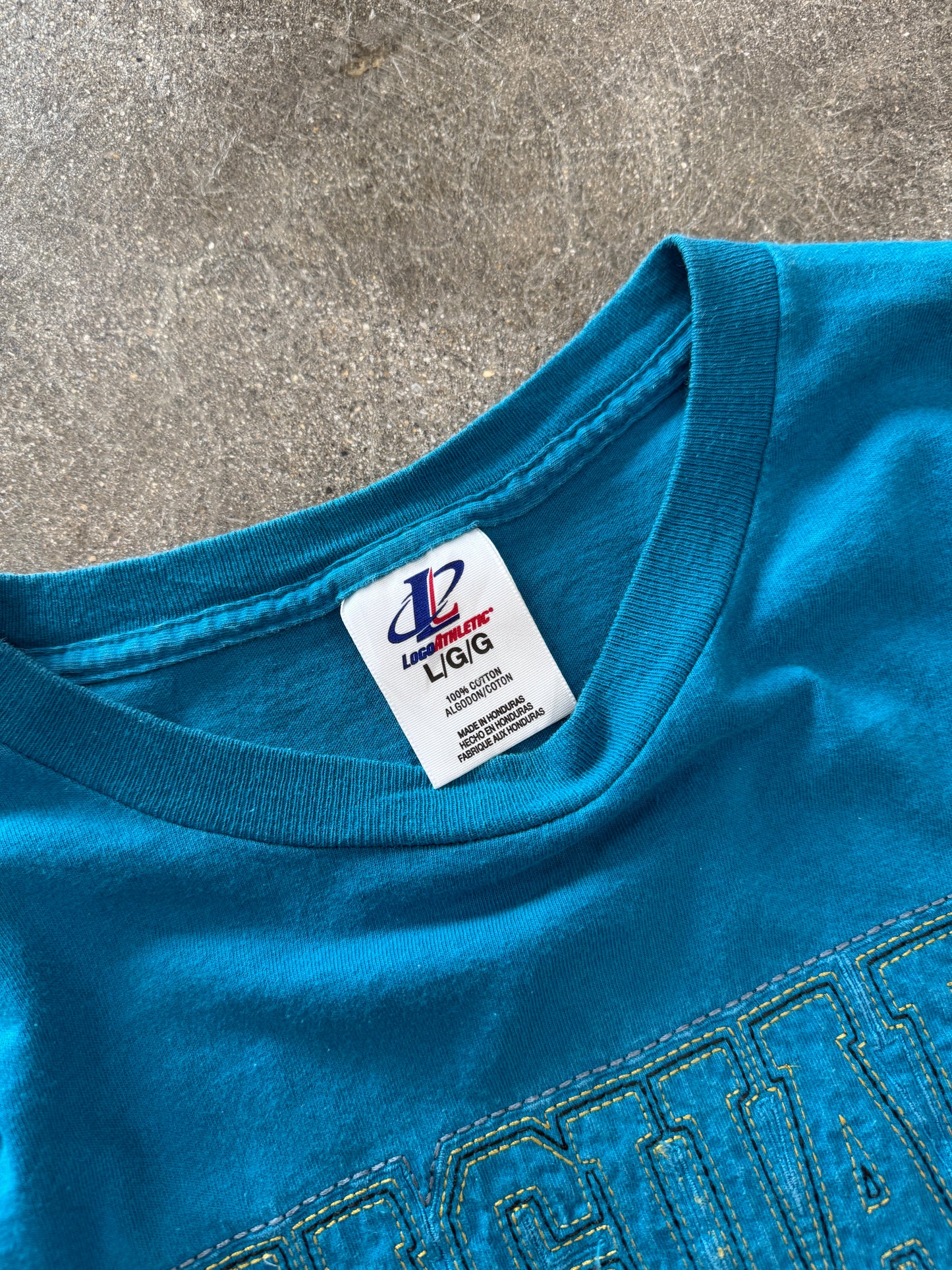 (L) Vintage Jaguars Logo Athletic Tee