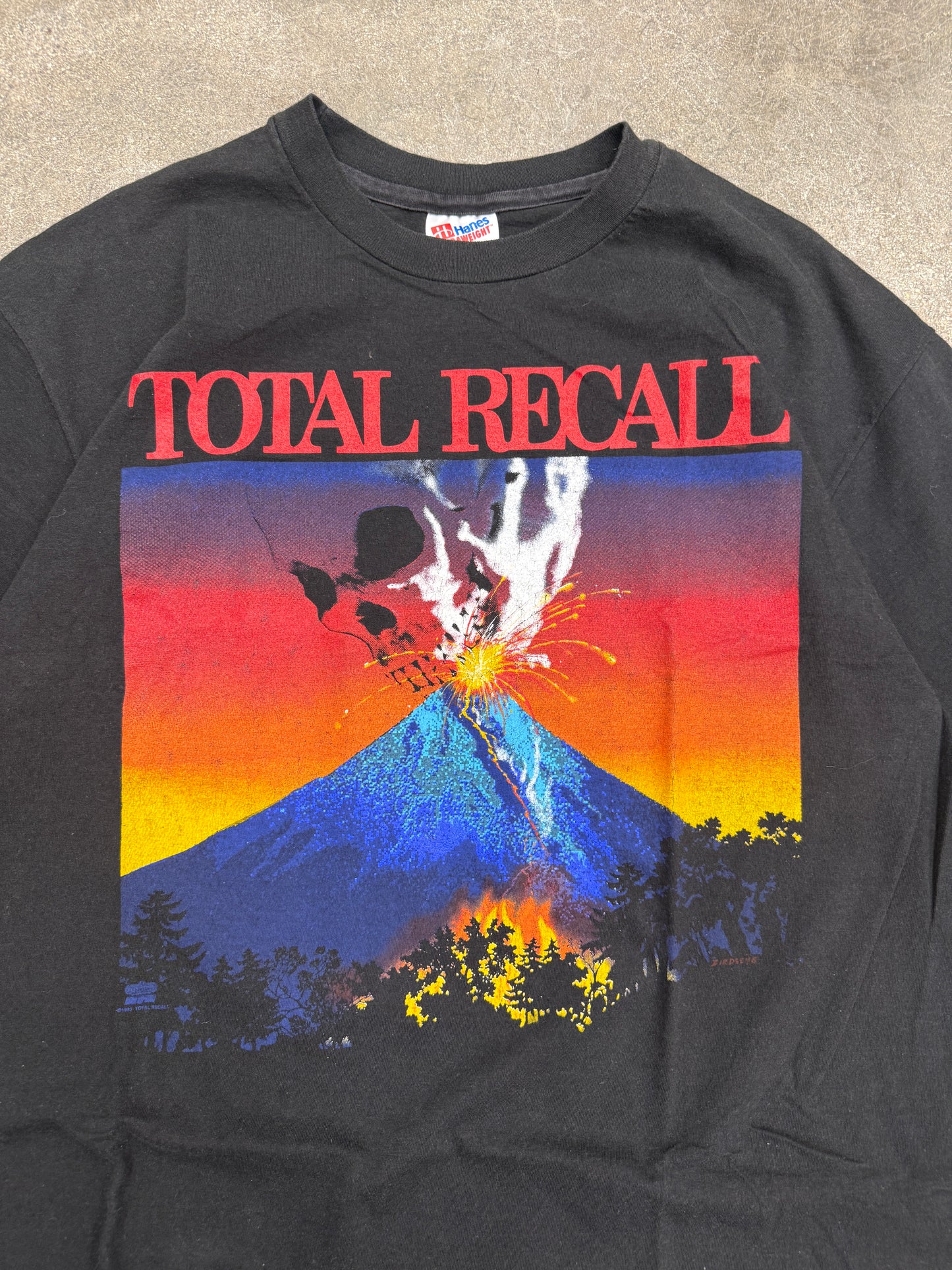 (L/XL) Vintage 1993 Total Recall Tour Band Tee Shirt