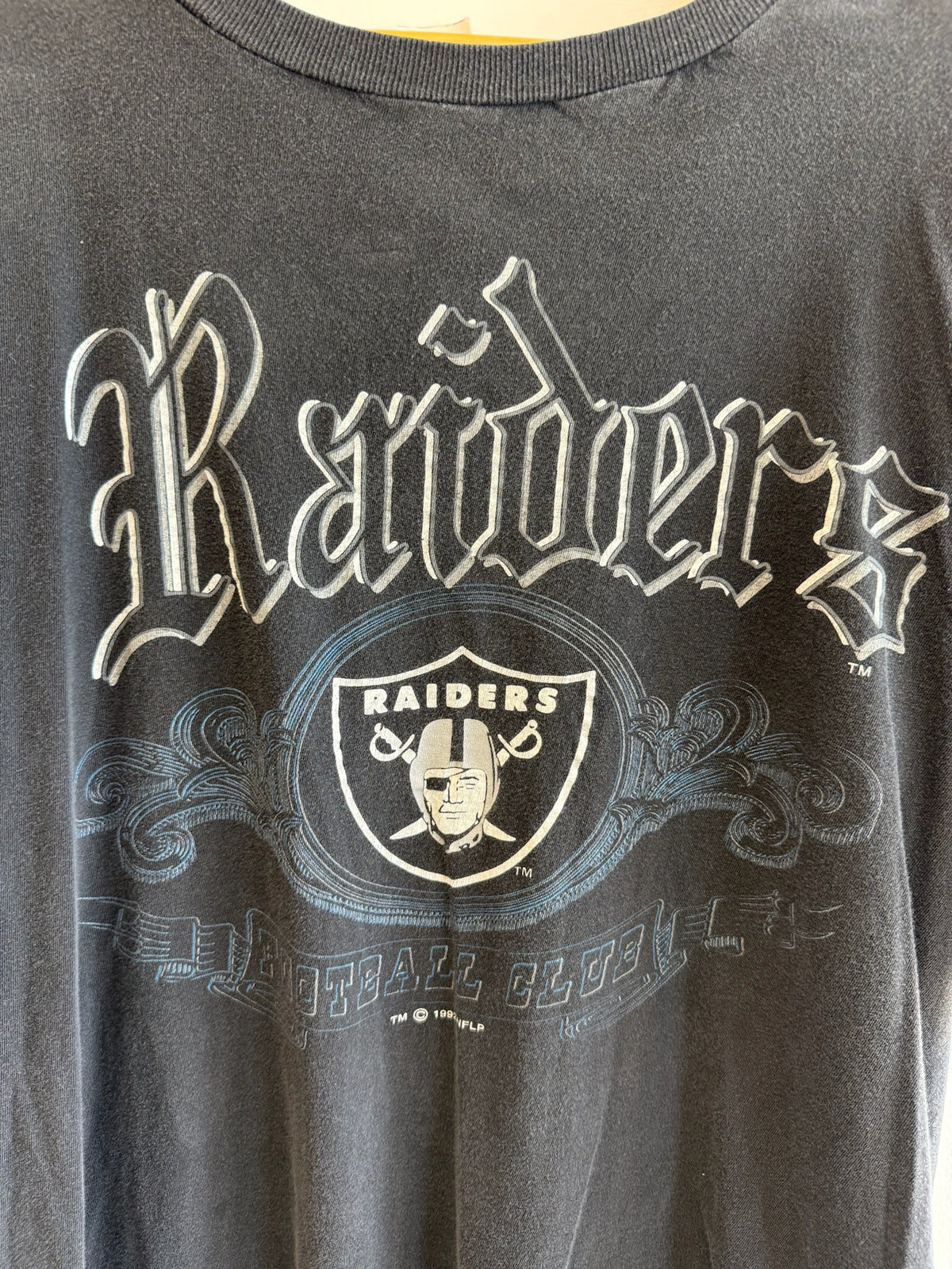 (XL) 1992 Raiders Gothic Spellout Tee