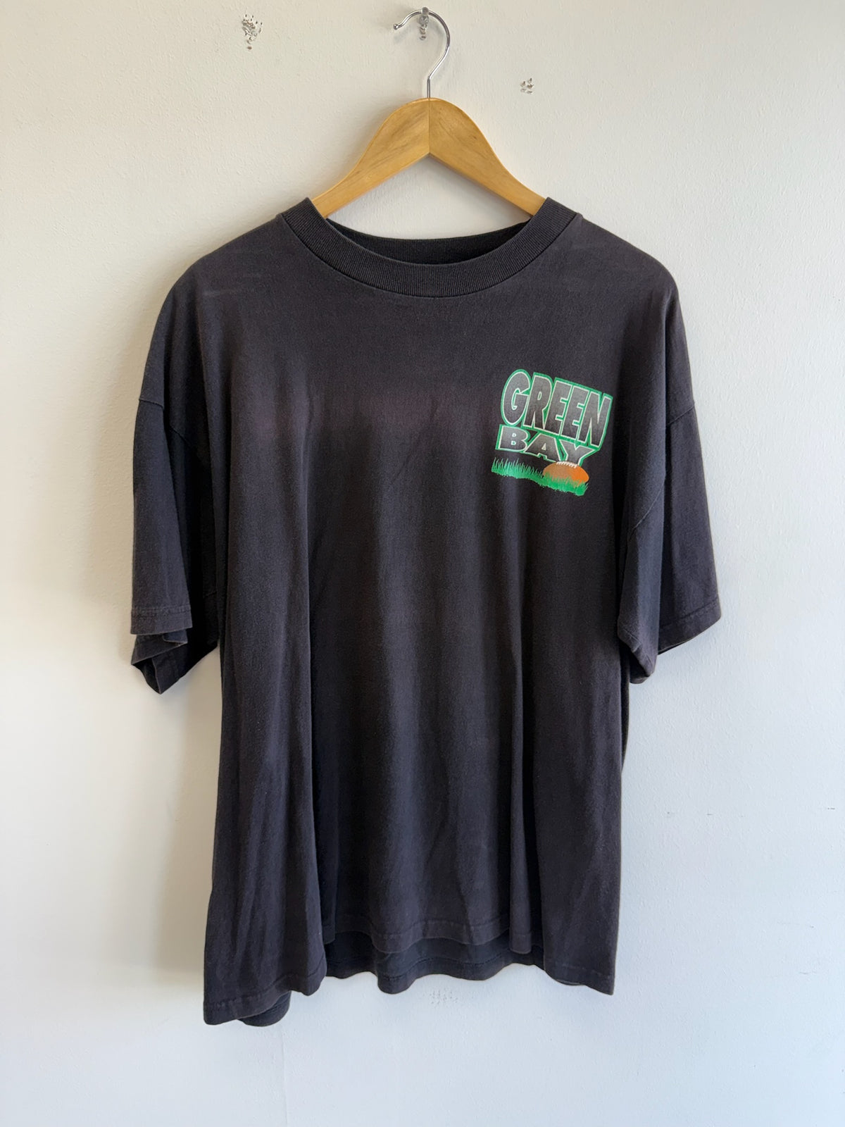 (XL) Green Bay Packers “Kiss My Grass” Tee