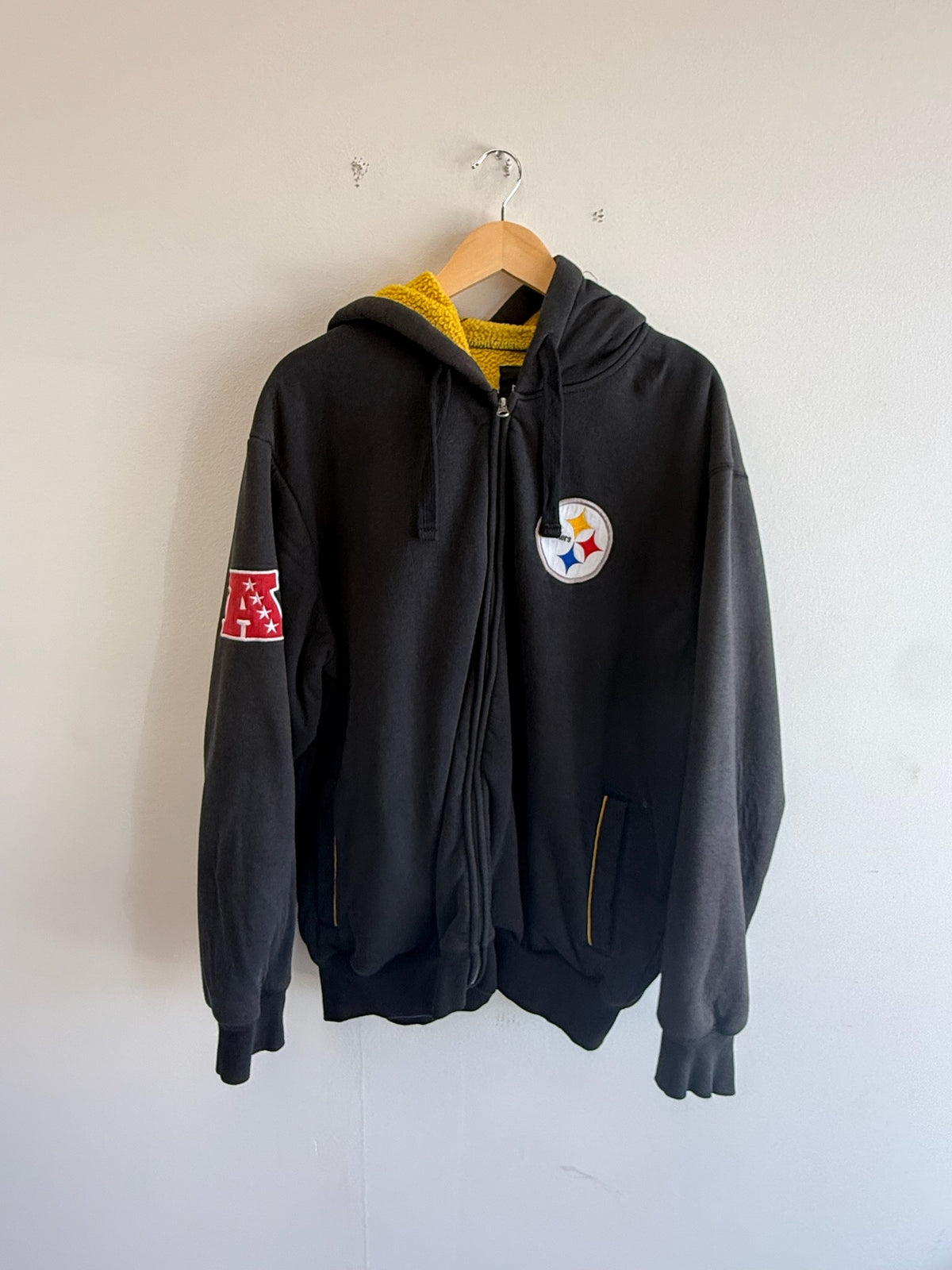 (XL) Pittsburgh Steelers Zip-up Hoodie