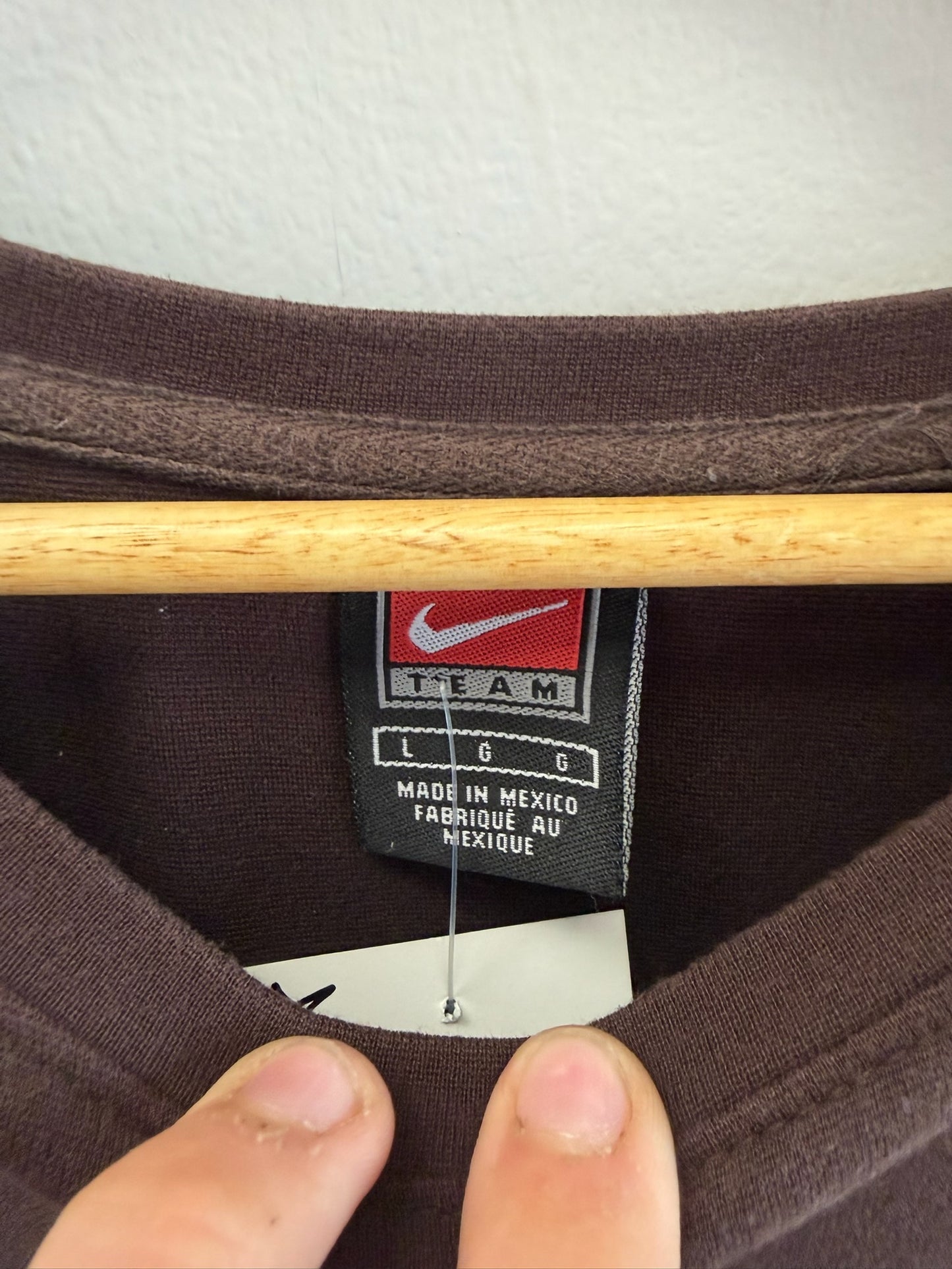 (M) Vintage Nike Barcelona Longsleeve shirt