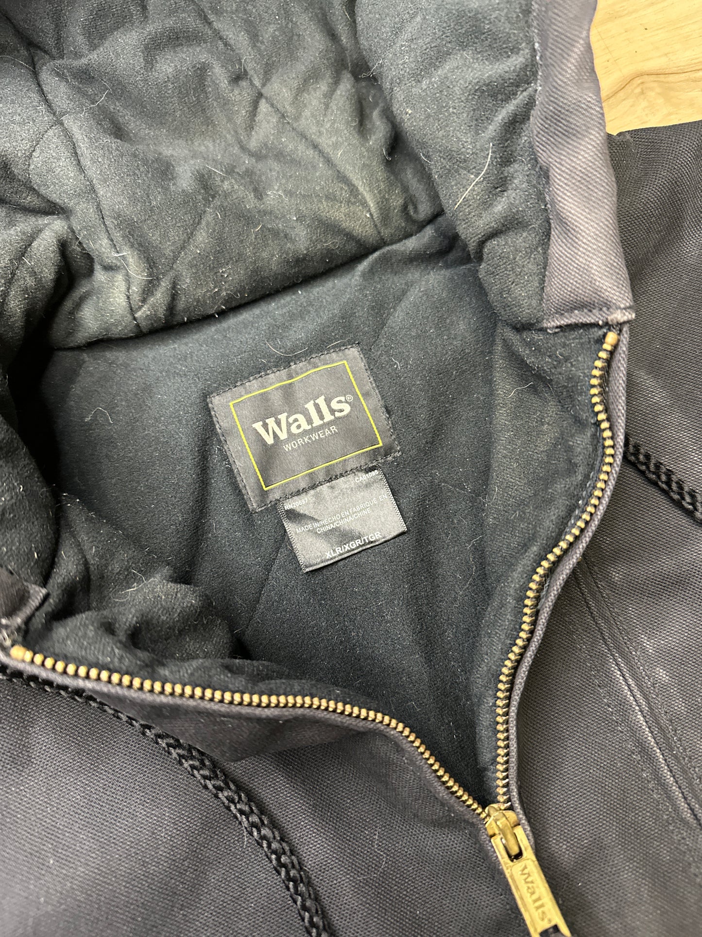 (XL) Vintage Walls Jacket