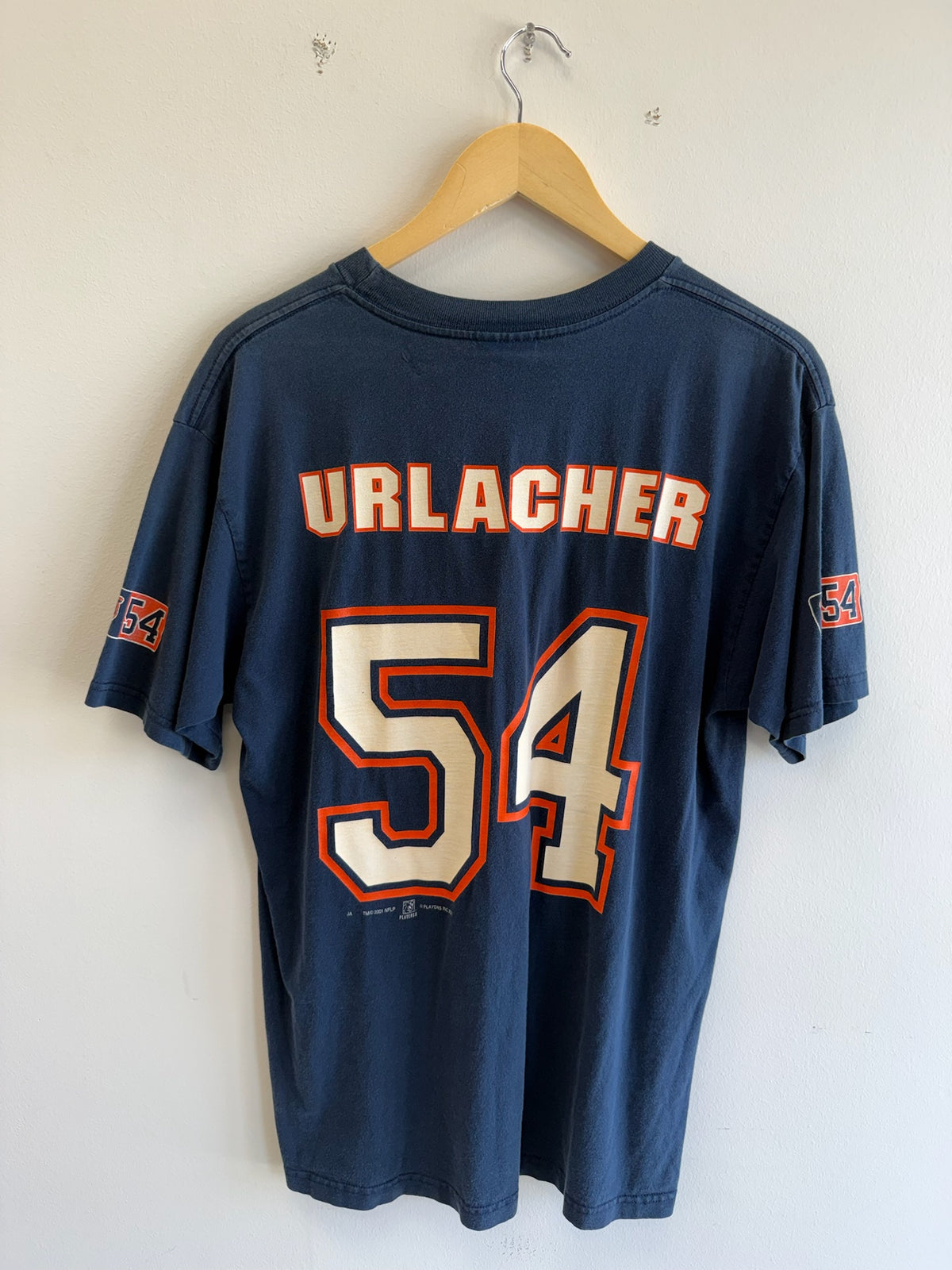 (L) Vintage Chicago Bears Urlacher shirt
