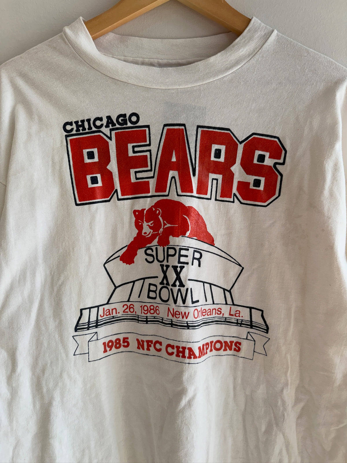 (L) 1985 NFC Champions Chicago Bears longsleeve shirt