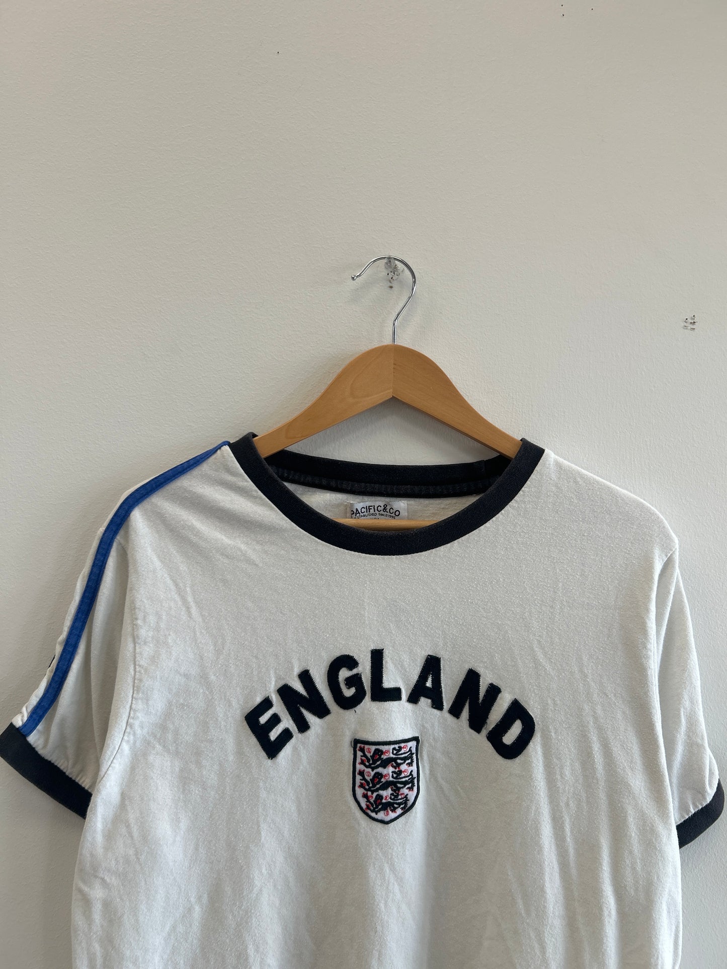 (M) Vintage England Ringer tee