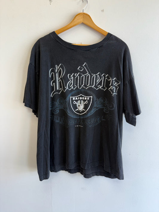 (XL) 1992 Raiders Gothic Spellout Tee