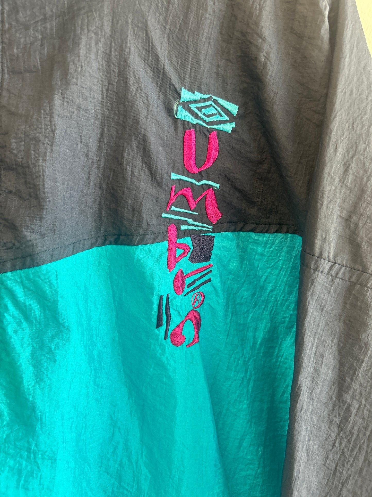 (XL) Vintage Umbro Track Jacket