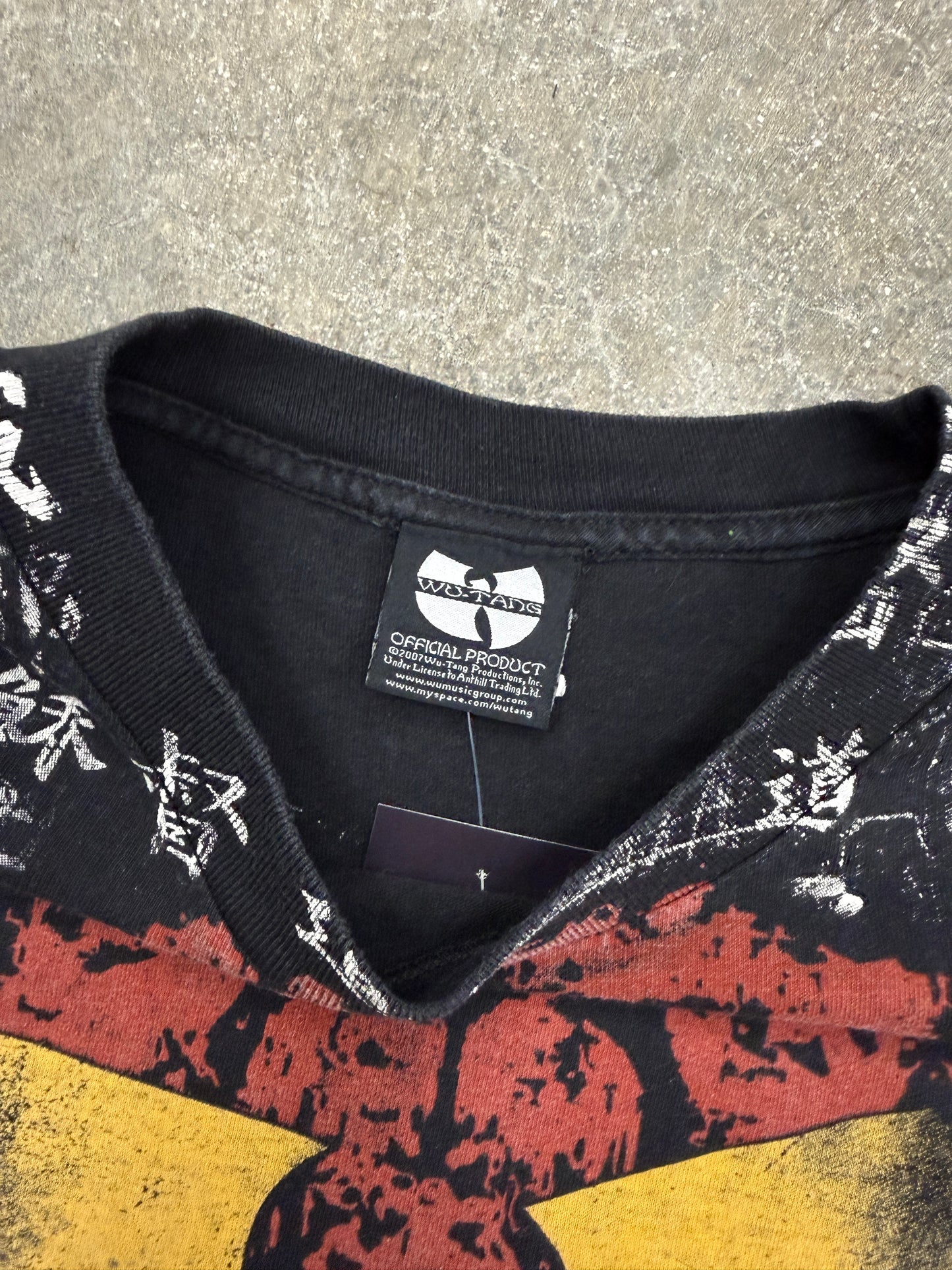 (XL) Vintage Wu-Tang Clan Chinese Lettering AOP Band Tee Shirt