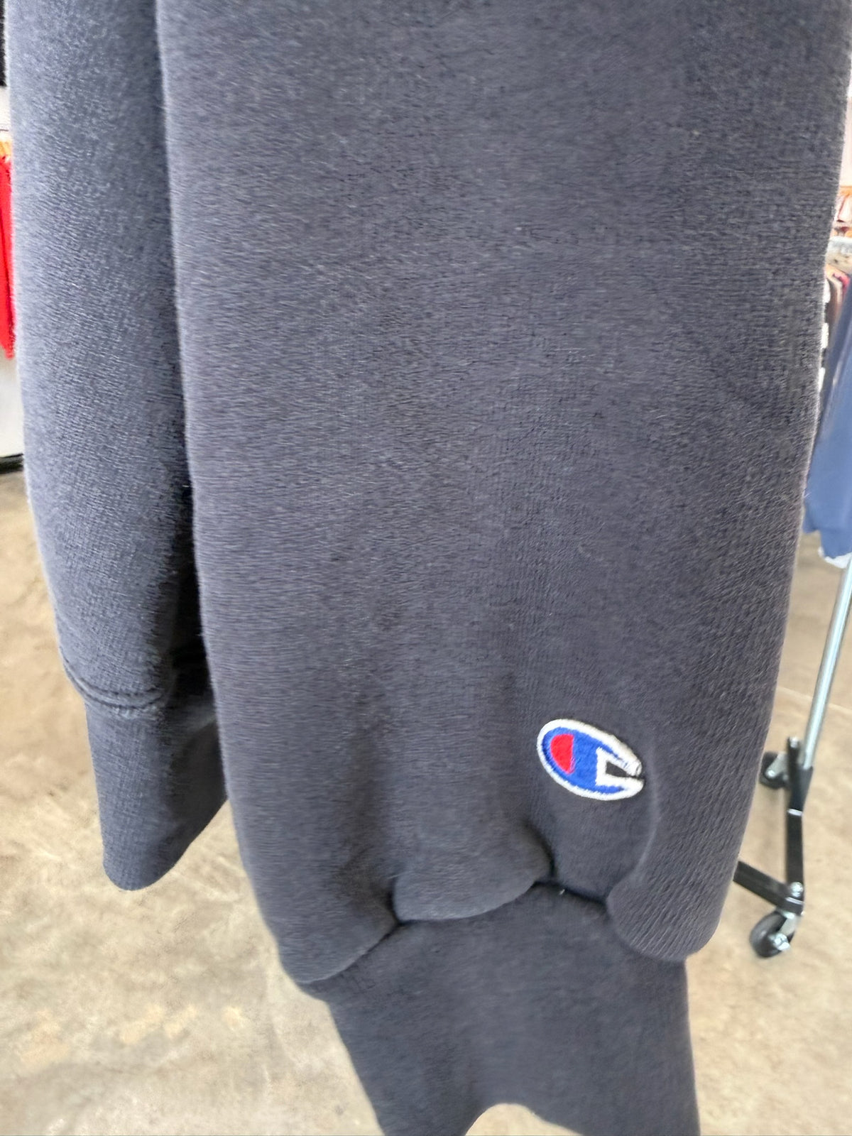 (L) Pittsburgh Steelers Helmet Champion Crewneck