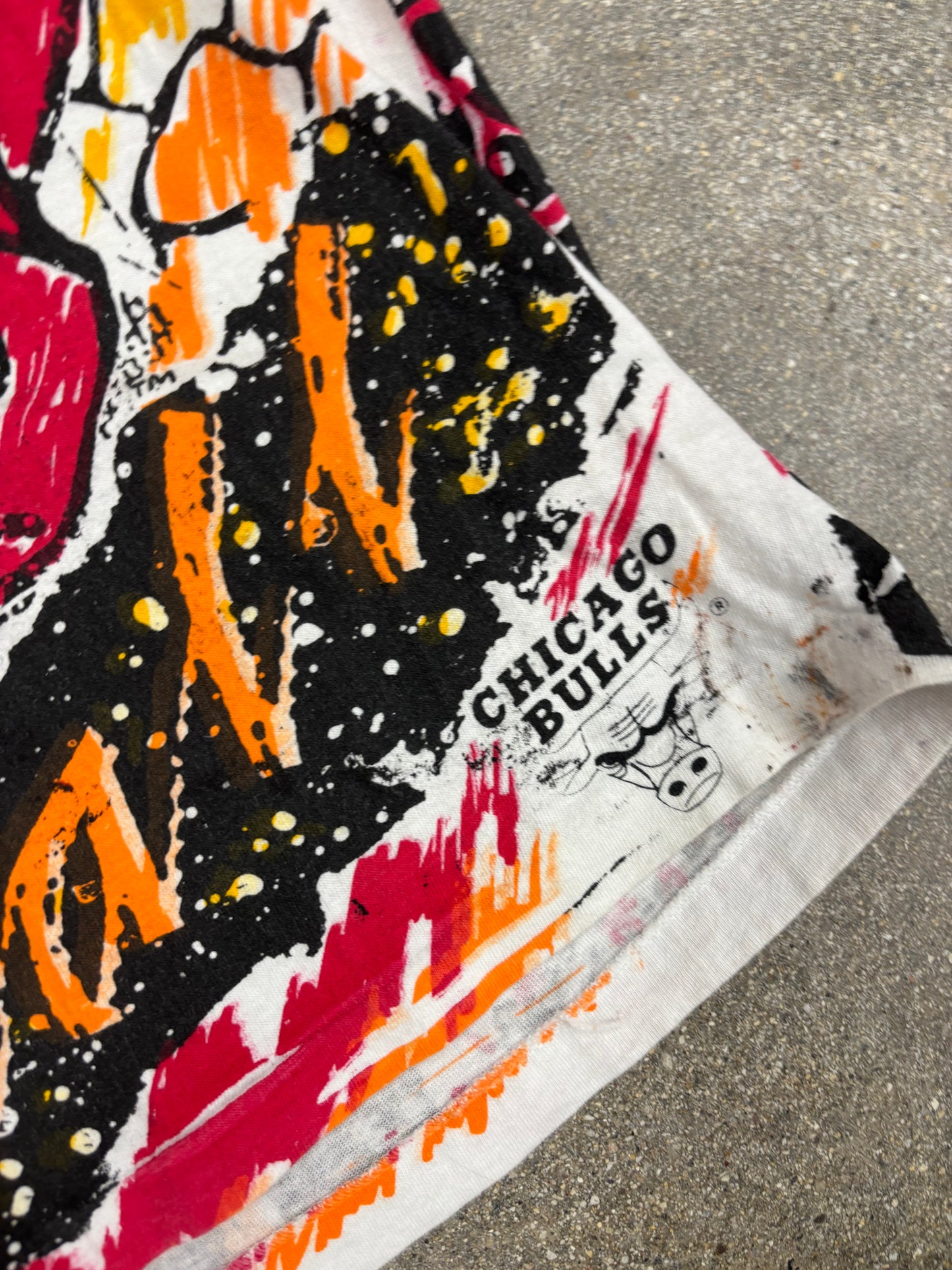 (XL) Vintage 90s SSI Chicago Bulls AOP