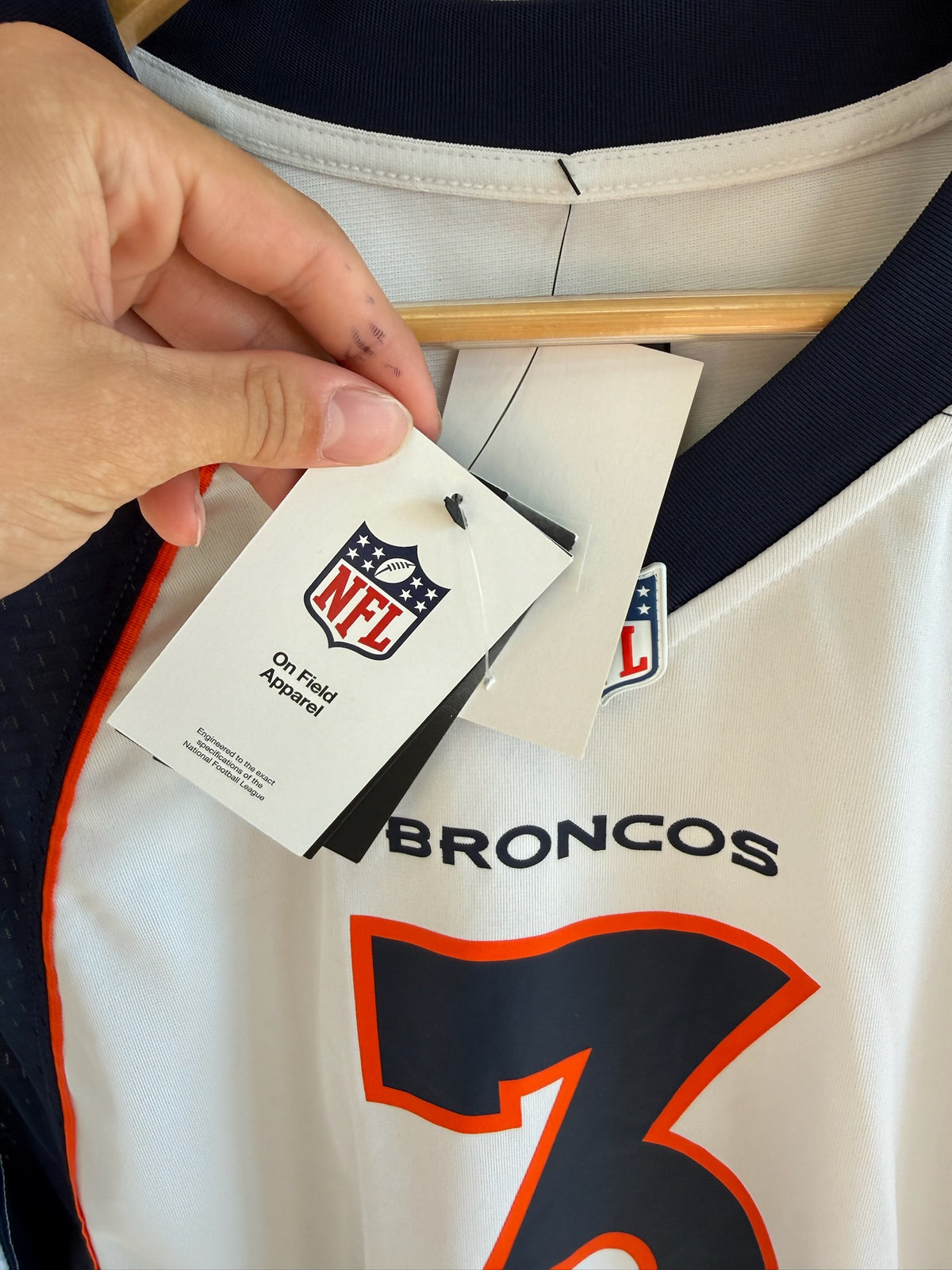 (L) Russell Wilson Broncos Jersey BNWT