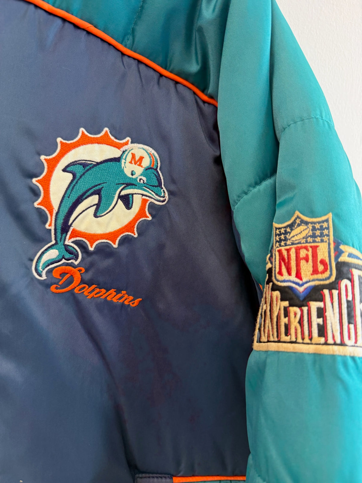 (M) Vintage Miami Dolphins Pro Player Puffer Jacket