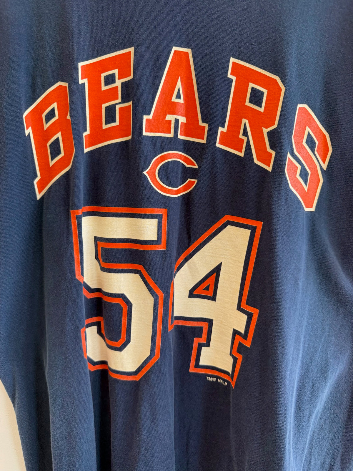 (L) Vintage Chicago Bears Urlacher shirt