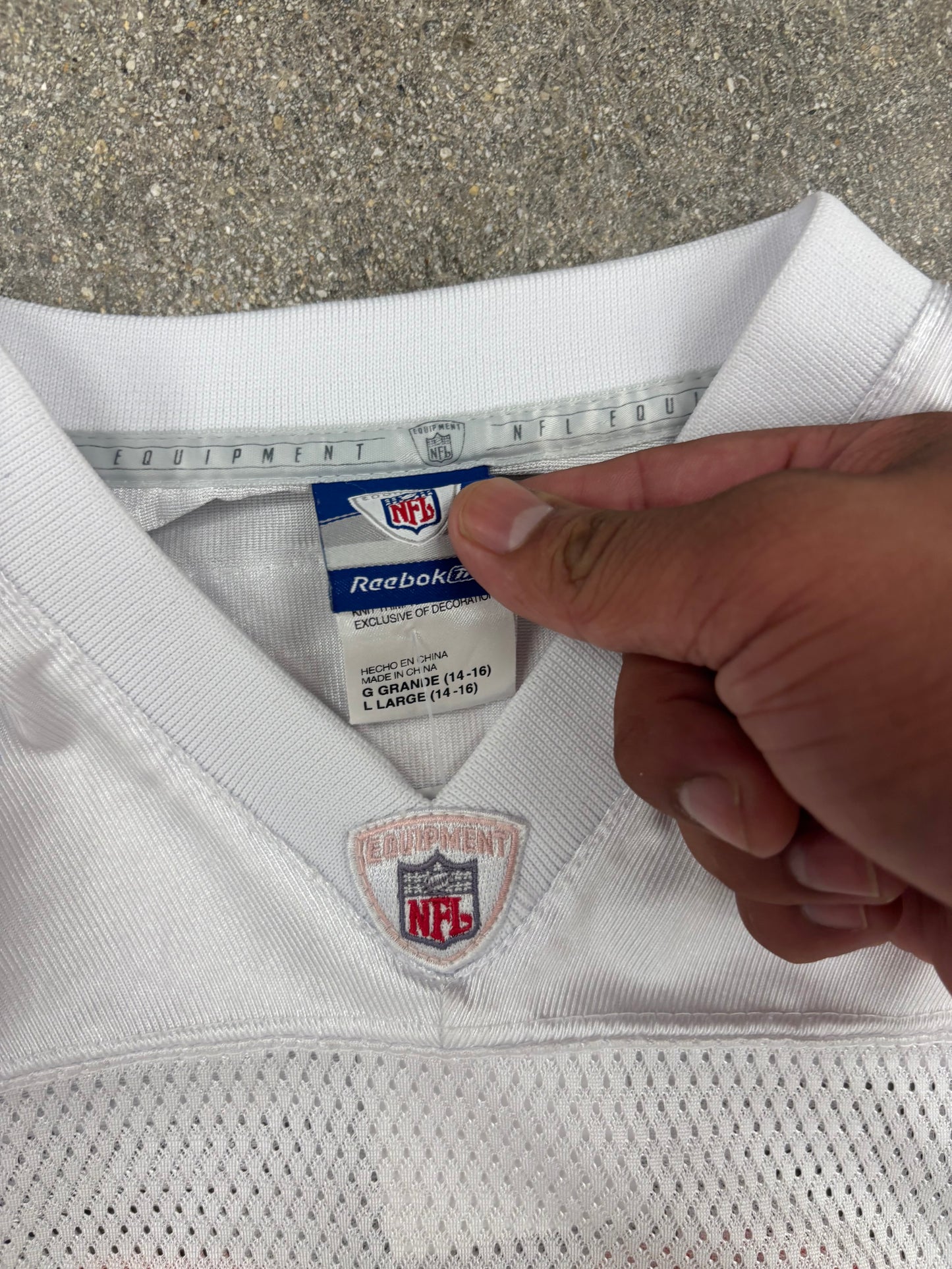 (S) Vintage 00s Reebok Chicago Bears Jones #20 White Jersey
