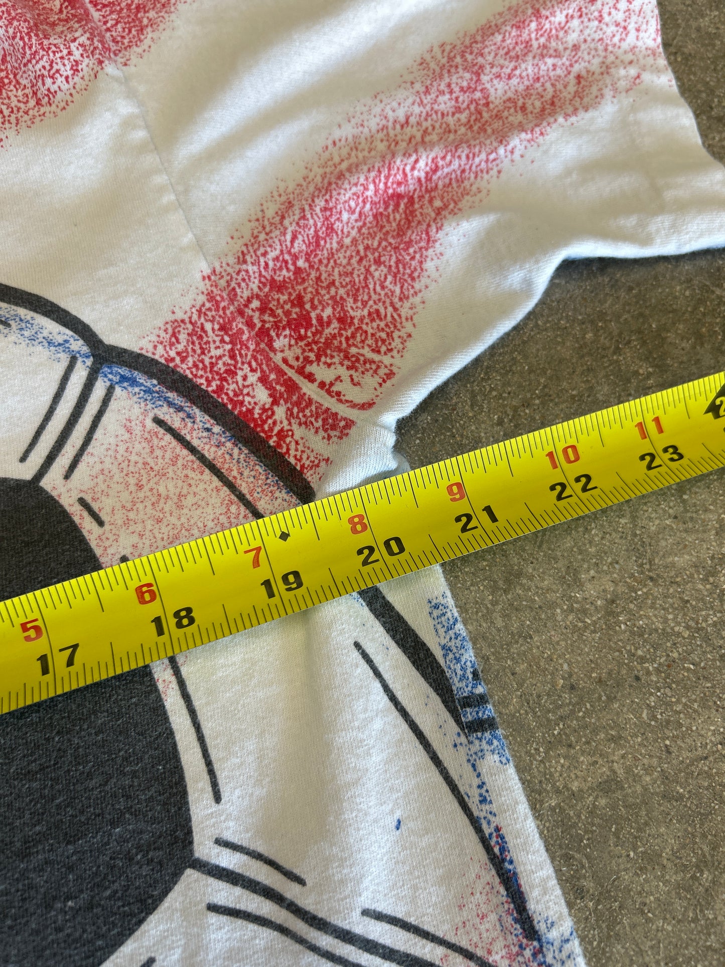 (M) Vintage USA Soccer ball & flag Aop tee