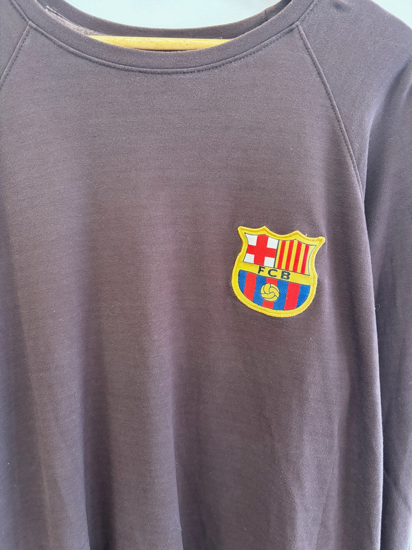 (M) Vintage Nike Barcelona Longsleeve shirt
