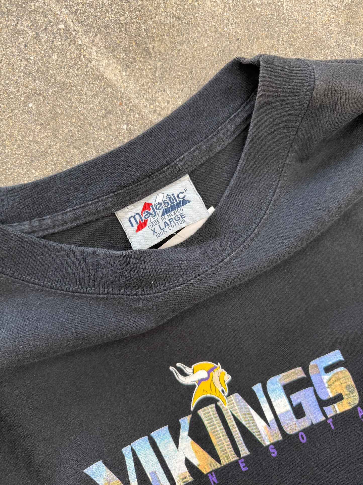 (XL) Vintage Vikings Majestic Long sleeve