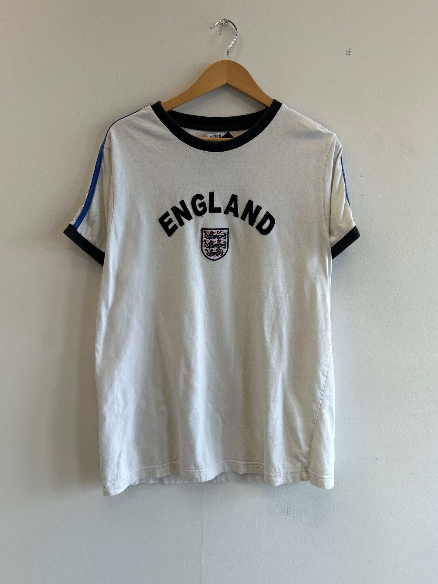 (M) Vintage England Ringer tee