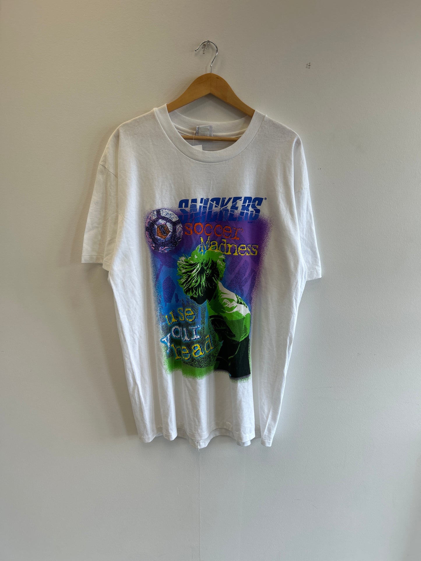 (XL) Vintage Soccer Madness Snickers promo Tee