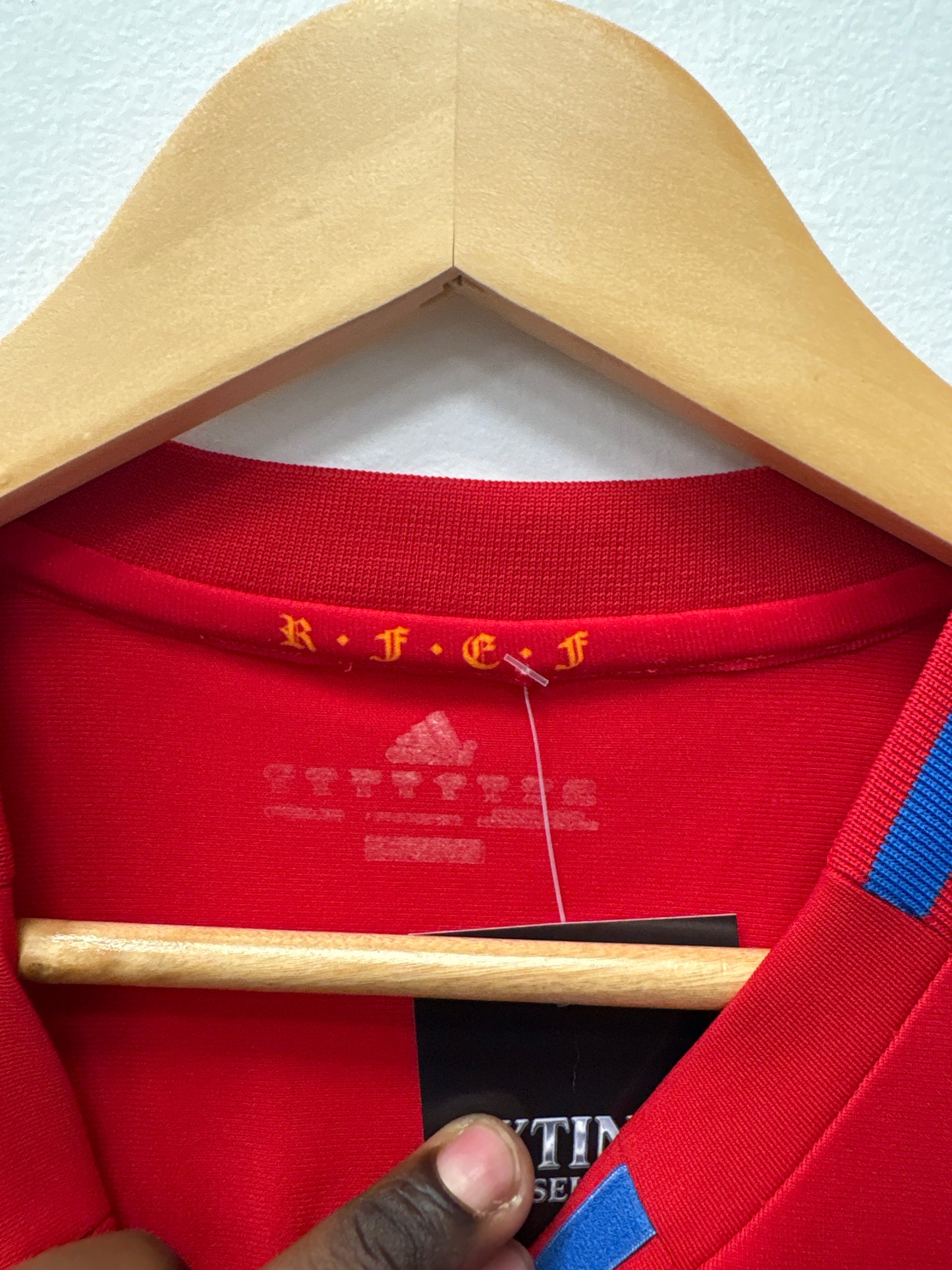 (L/XL) 2010 Spain Gerard Pique Jersey