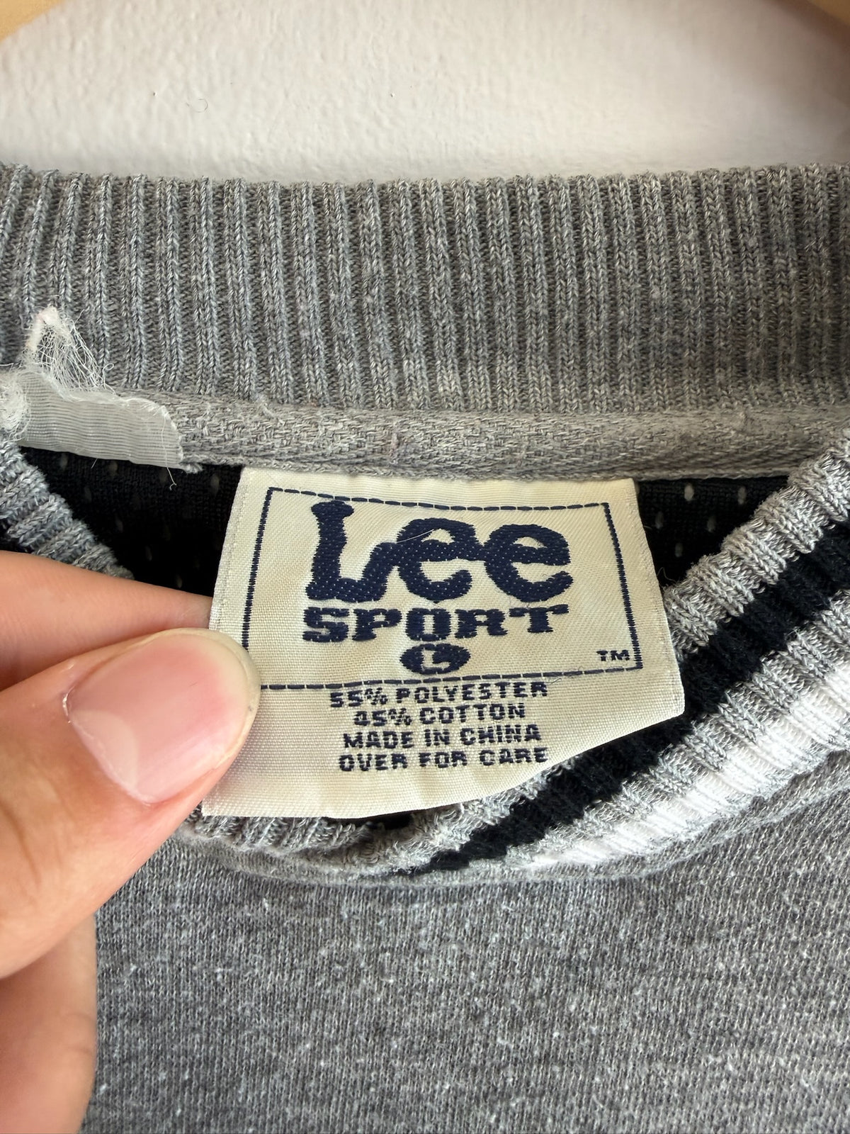 (L) Vintage Oakland Raiders Lee Sports Crewneck