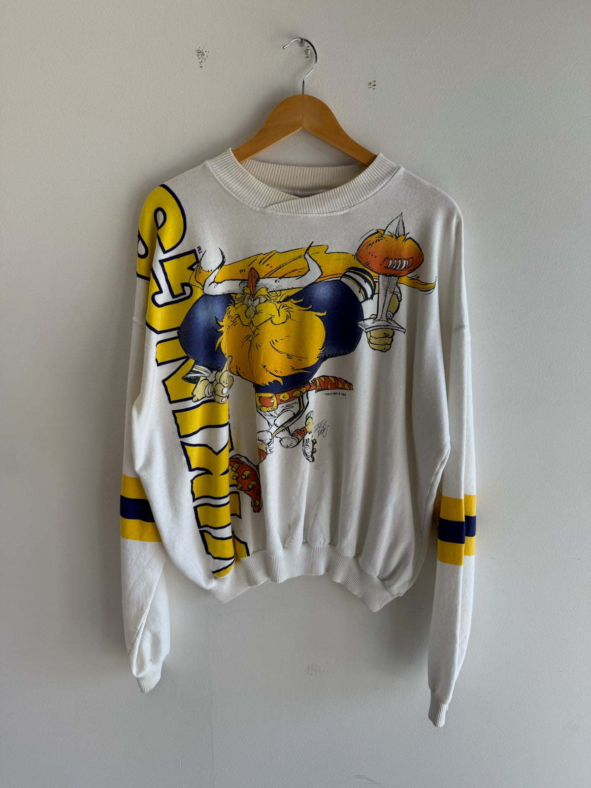 (XL) 1988 Vintage Minnesota Vikings Caricature Crewneck