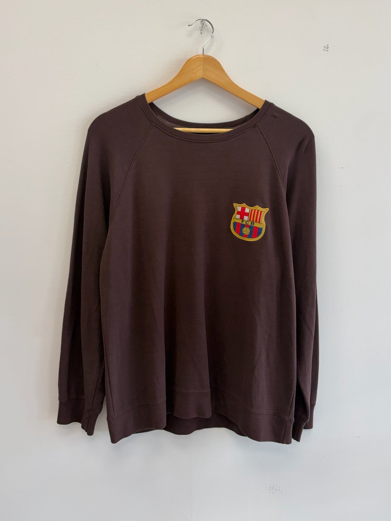(M) Vintage Nike Barcelona Longsleeve shirt