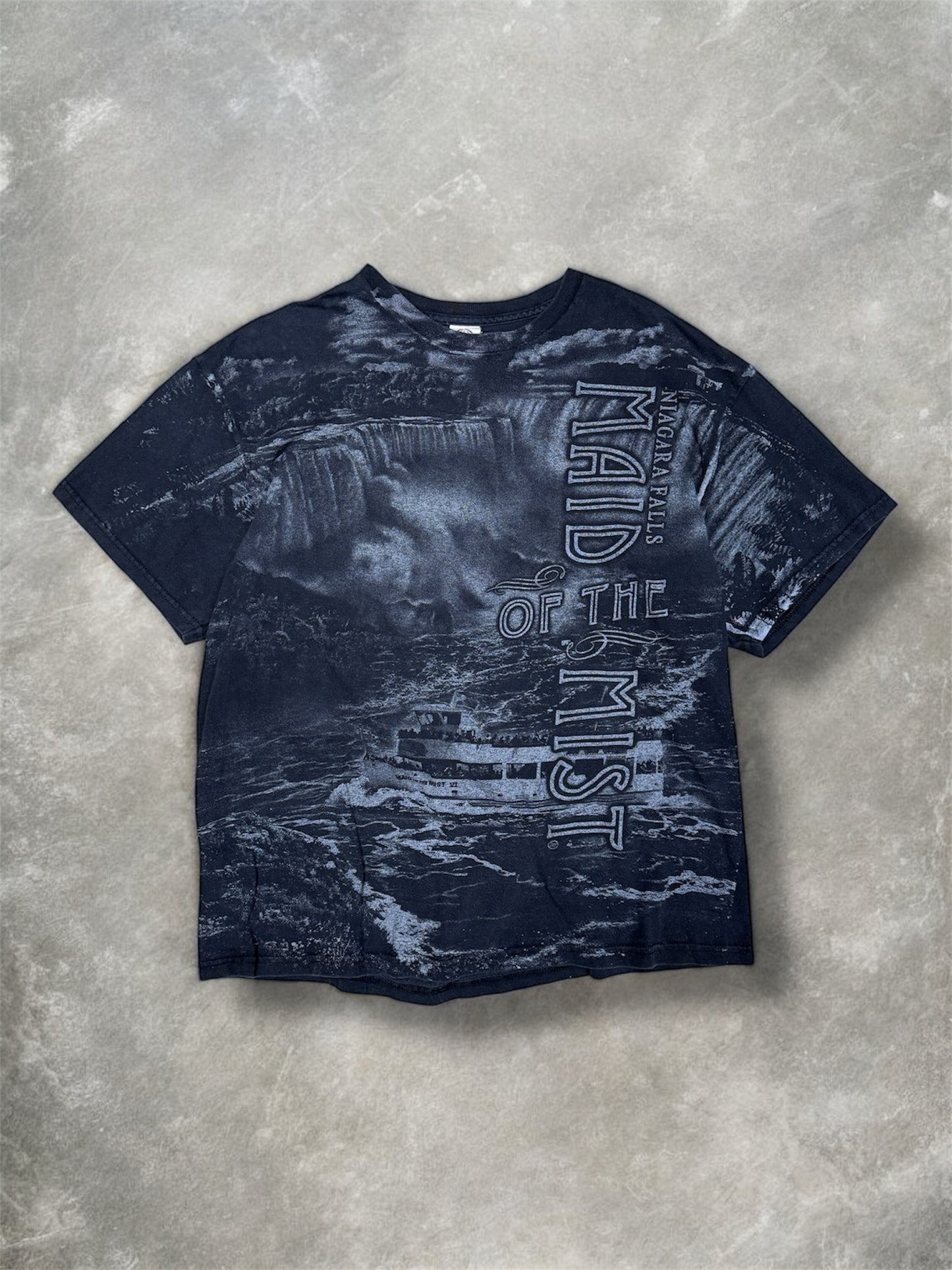 (L) Vintage Niagra Falls Aop shirt