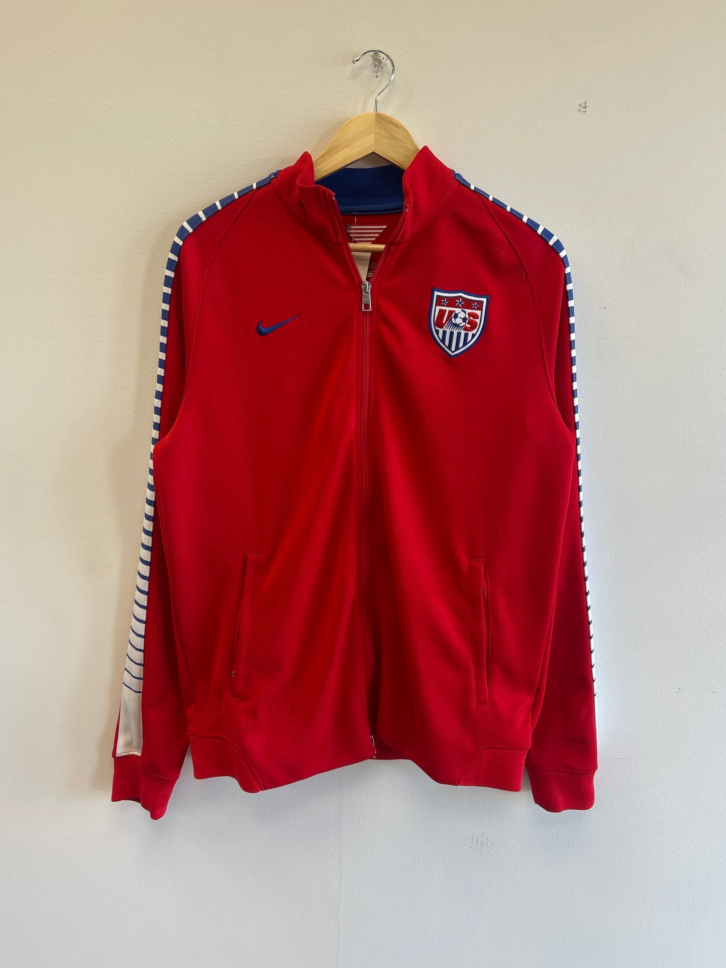 (L) Vintage Nike US Track Jacket
