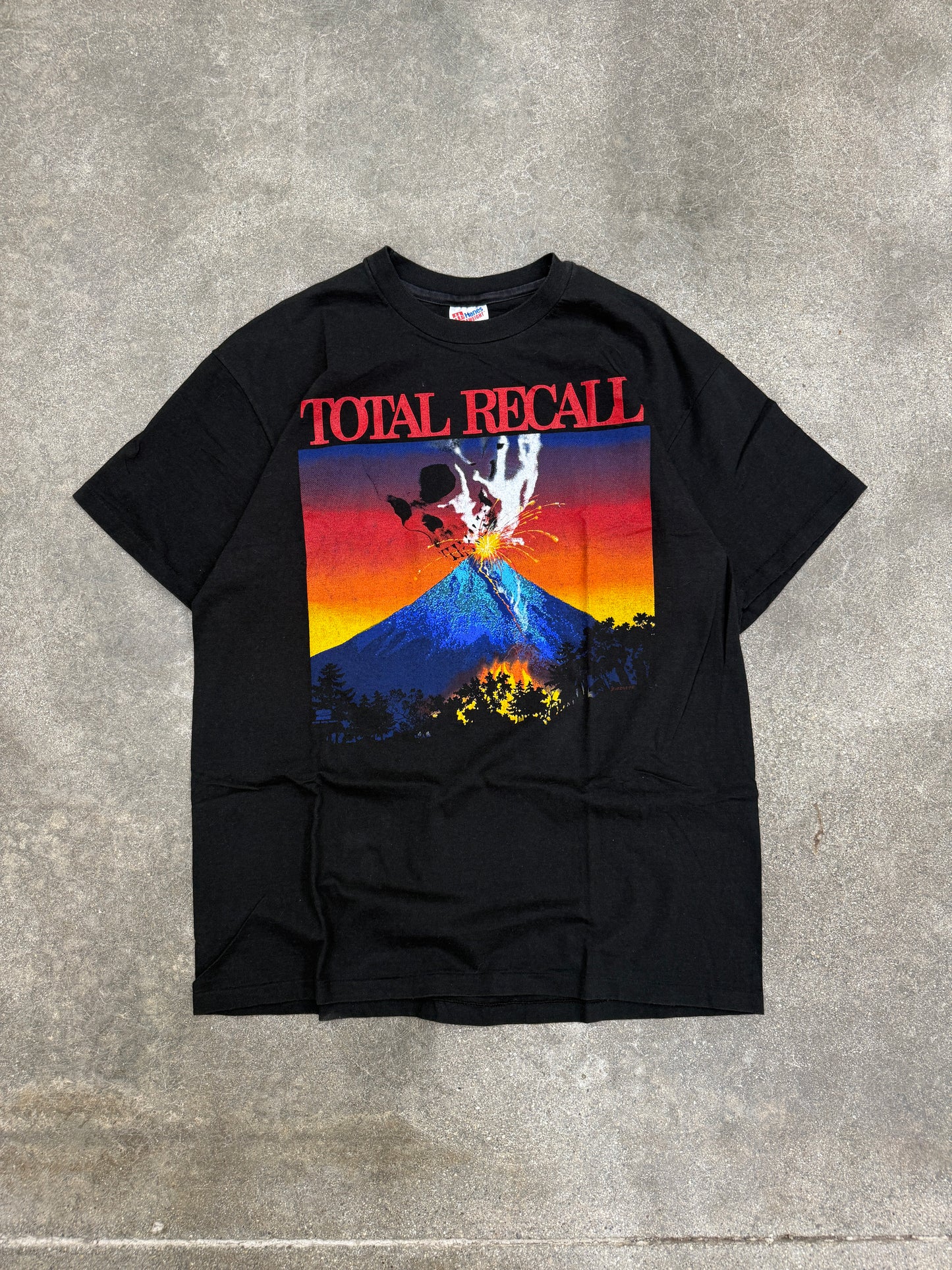 (L/XL) Vintage 1993 Total Recall Tour Band Tee Shirt