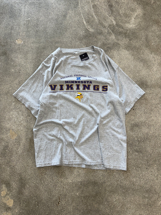(L) Vintage Vikings Tee