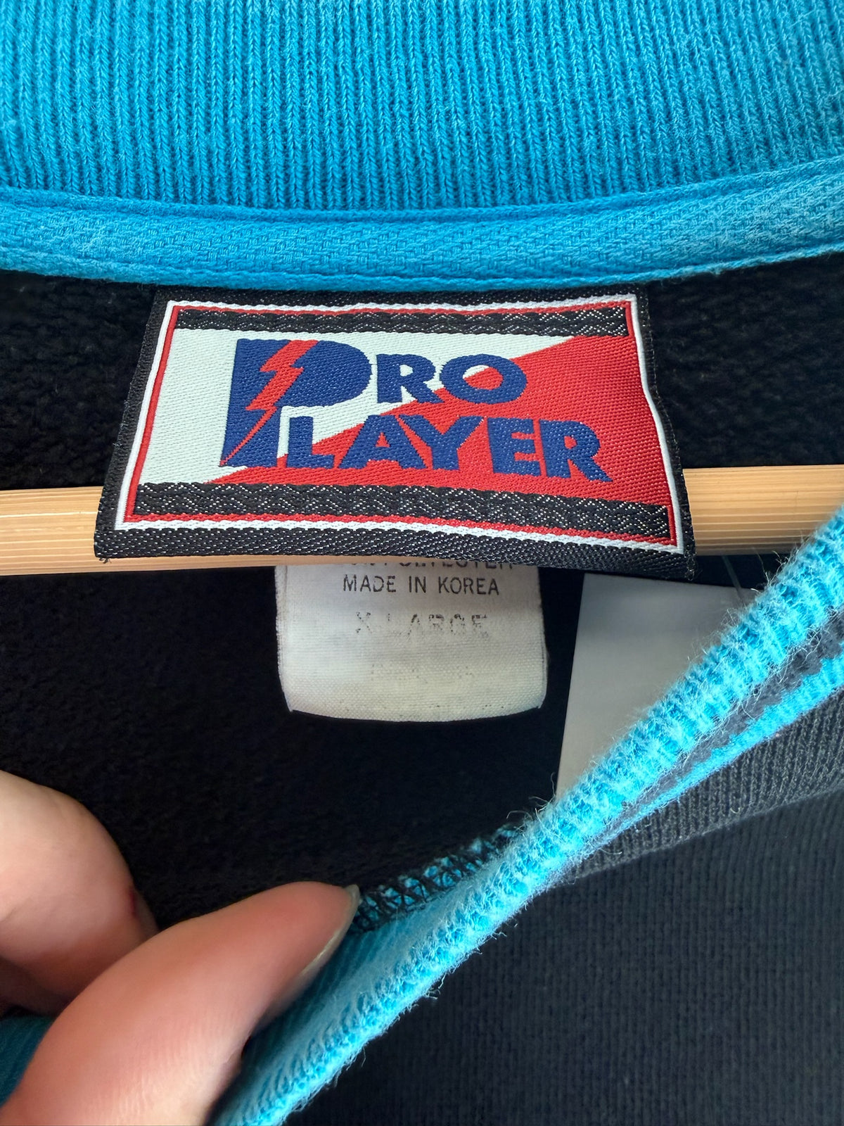 (XL) Vintage Carolina Panthers Pro Player Crewneck