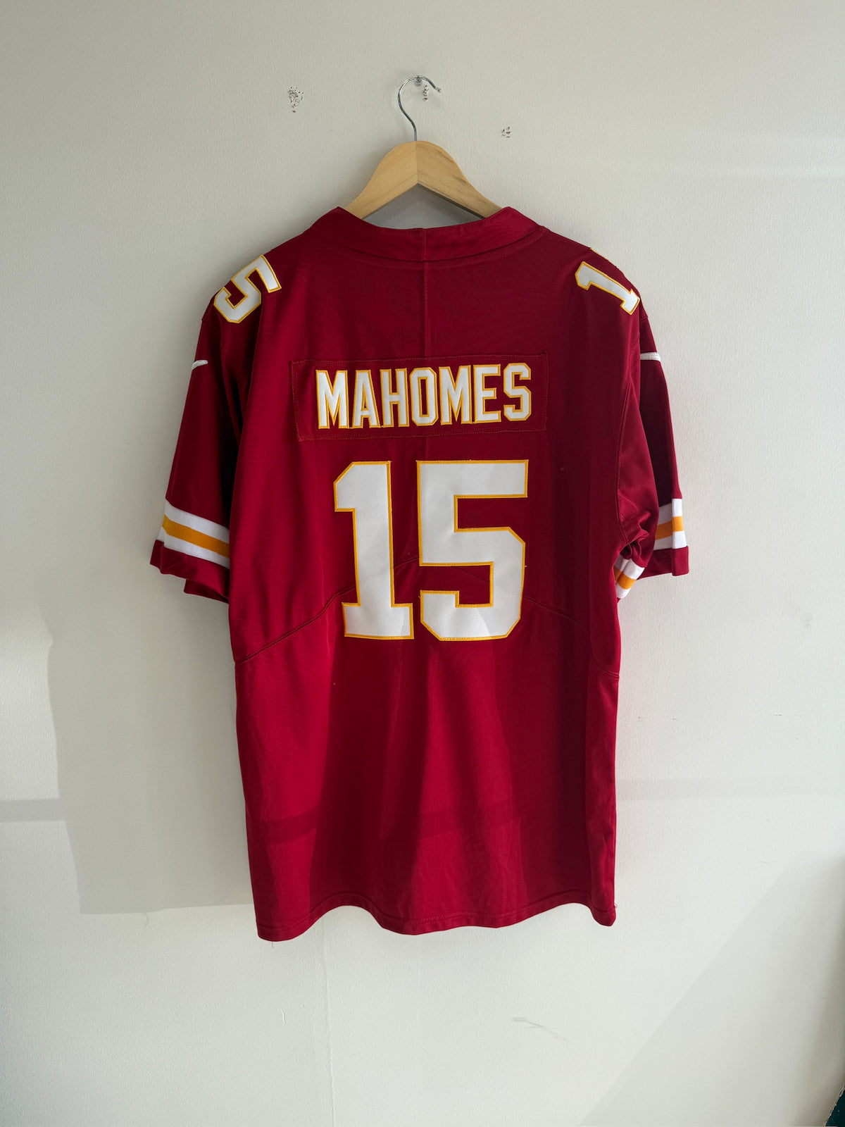 (L) Patrick Mahomes Nike Kansas City Chiefs Jersey