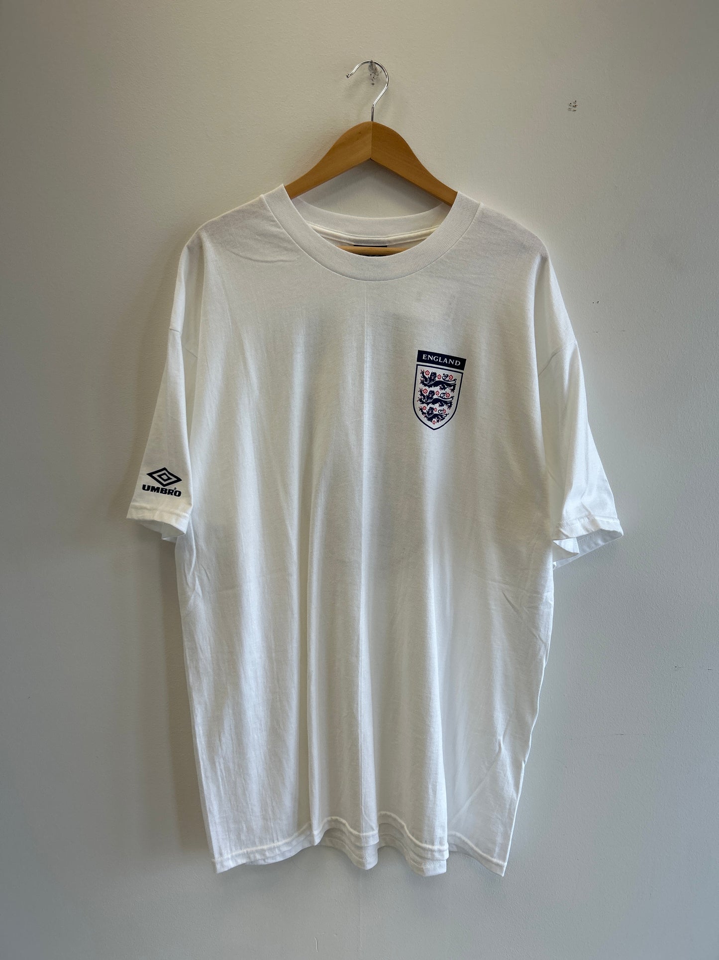 (XL) Vintage England Crest Umbro Tee