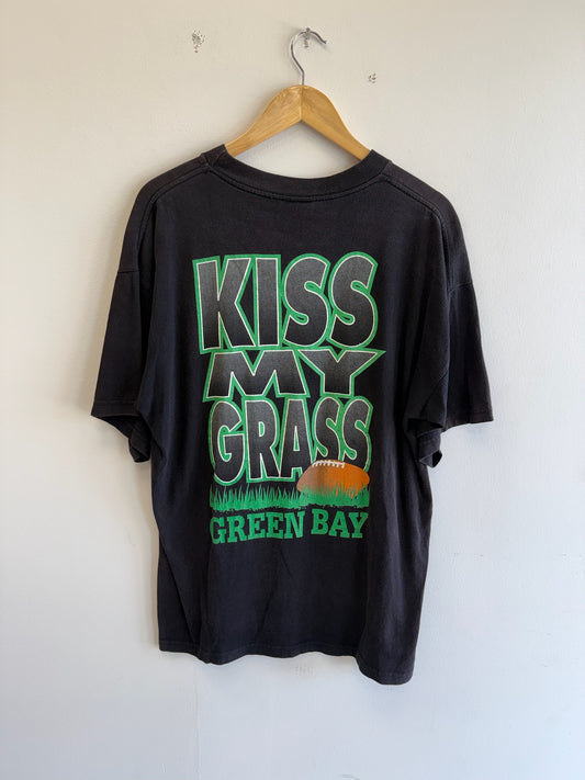 (XL) Green Bay Packers “Kiss My Grass” Tee