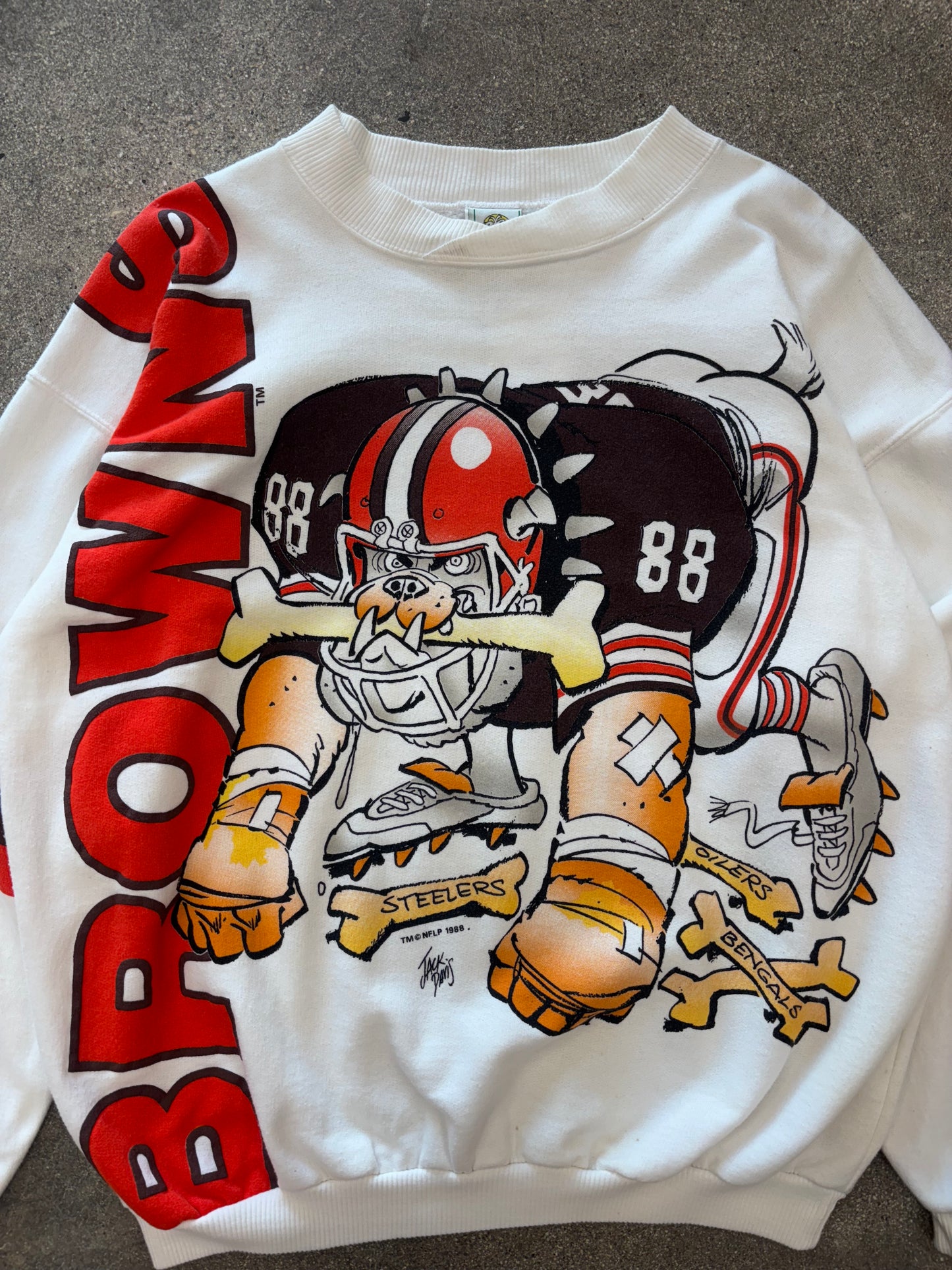 (XL) Vintage 1988 Cleveland Browns “Dawg” AOP Crewneck