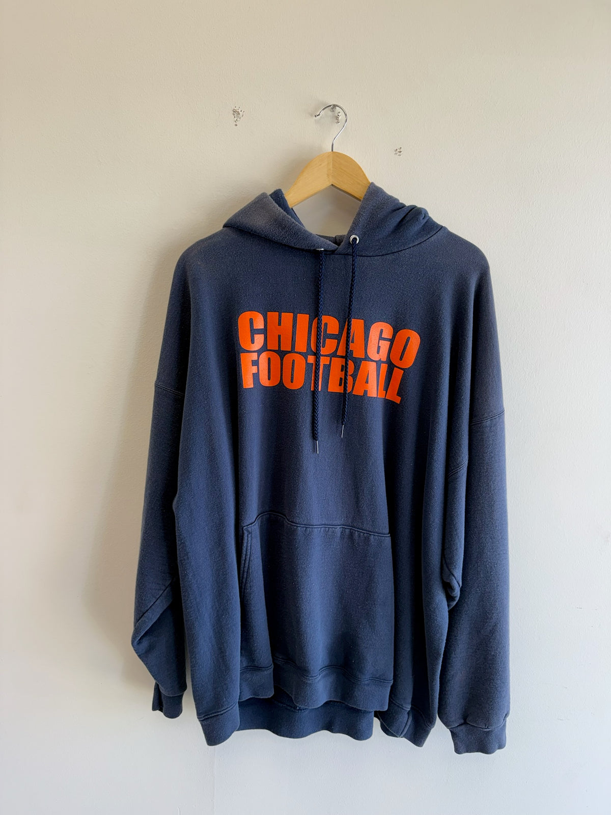 (XXL) Vintage Chicago Bears “Chicago Football” Hoodie