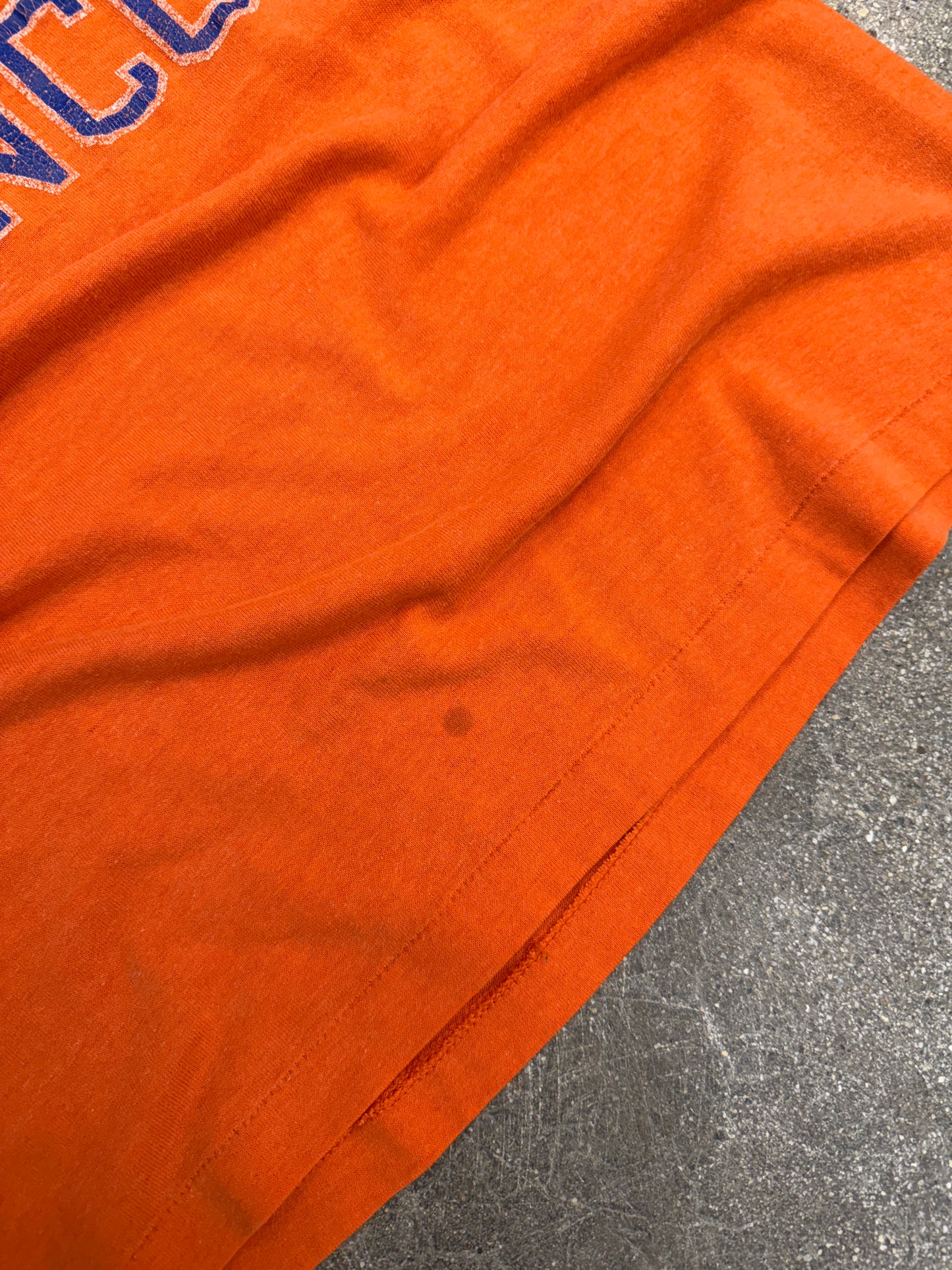 (S) Vintage 80s Champion Denver Broncos Helmet Tee