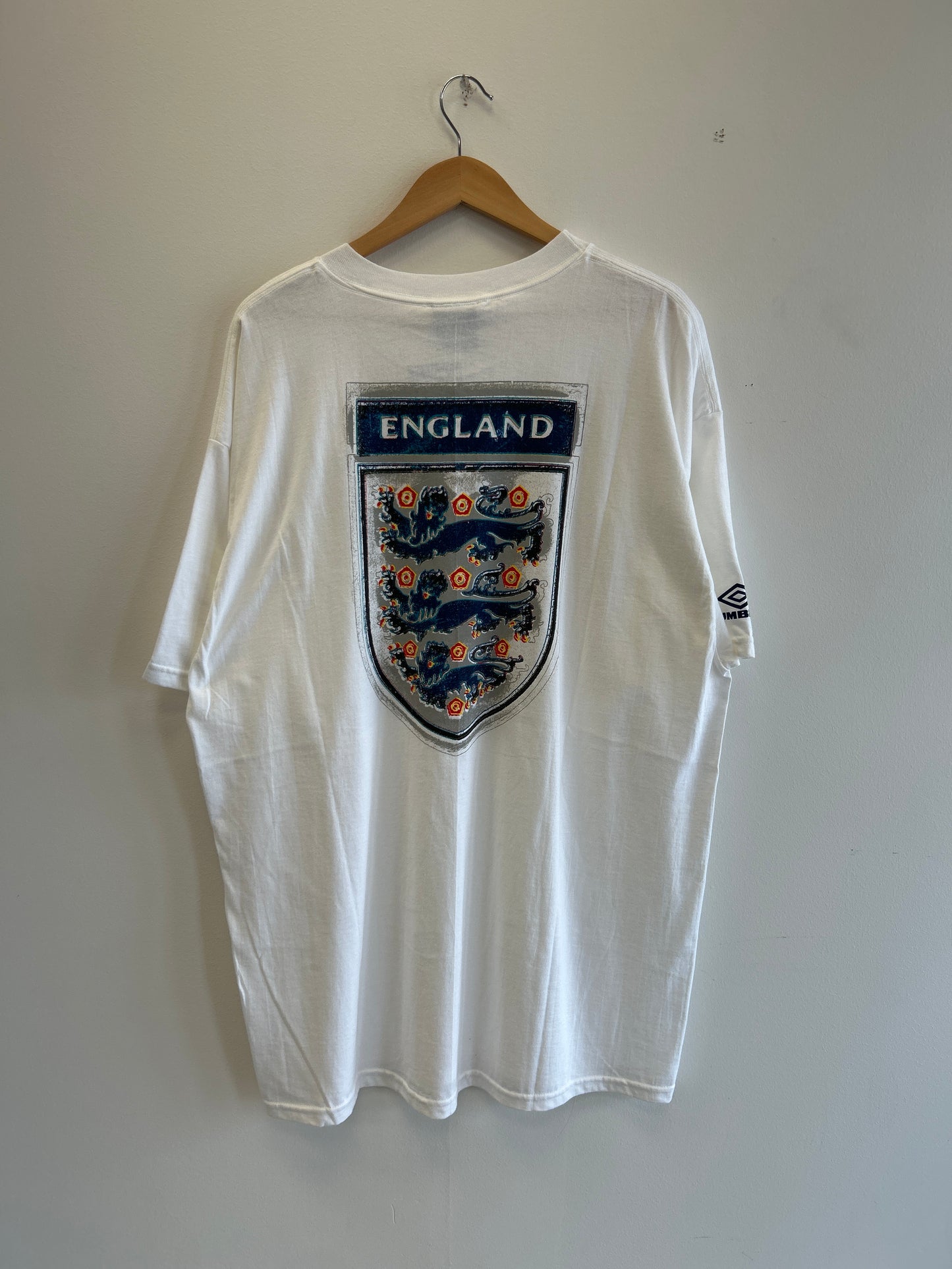 (XL) Vintage England Crest Umbro Tee