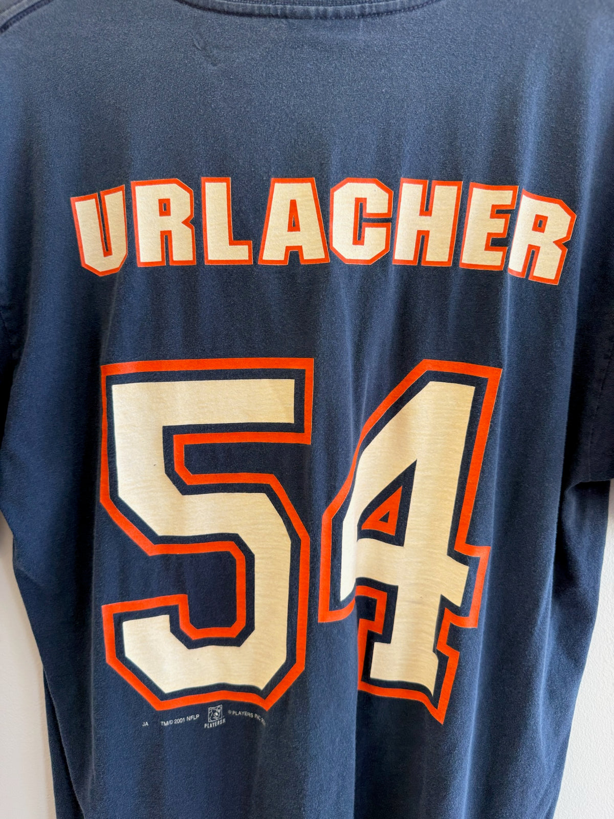 (L) Vintage Chicago Bears Urlacher shirt