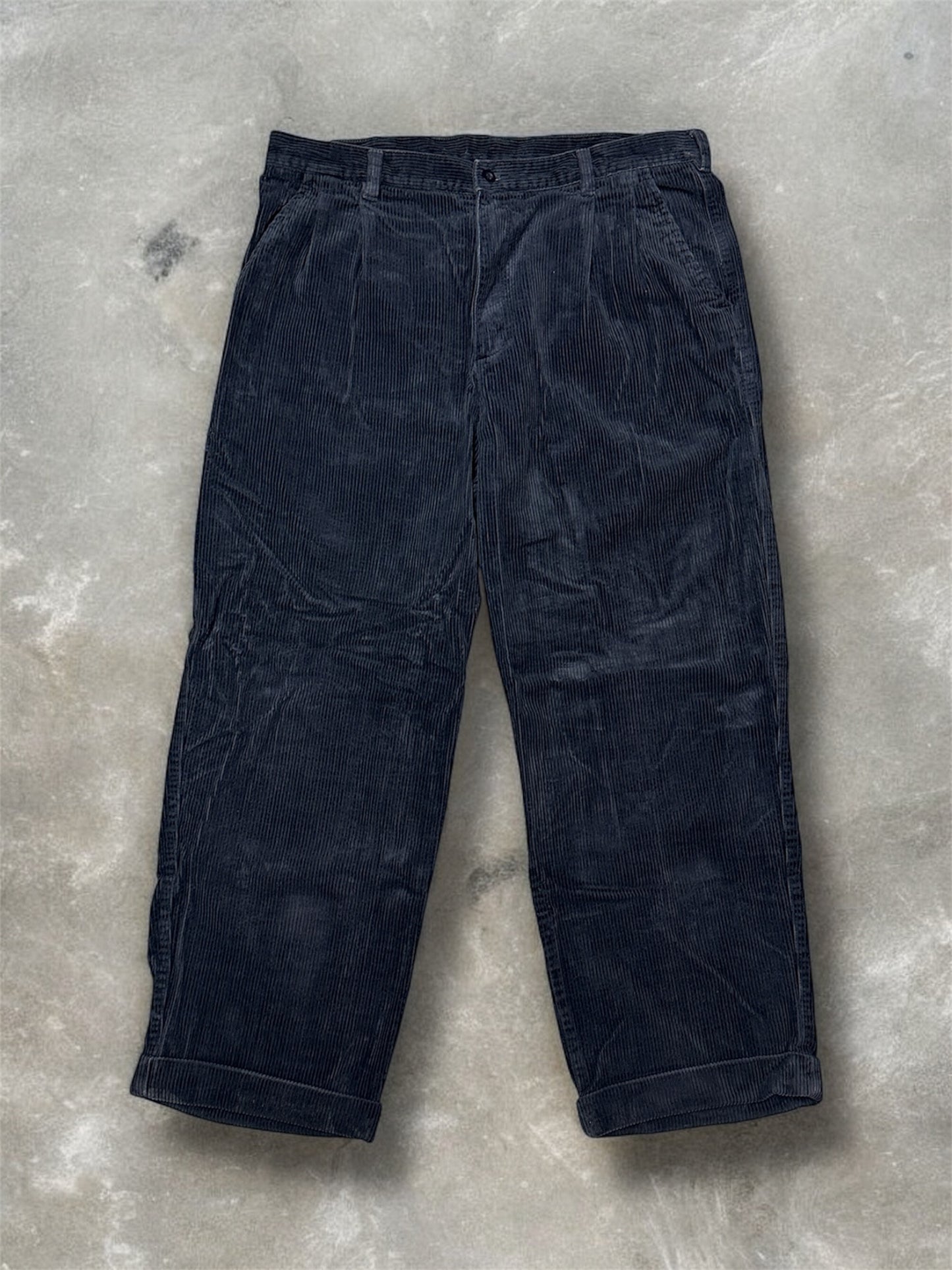 (34x28) Corduroy Croft & Barrow pants