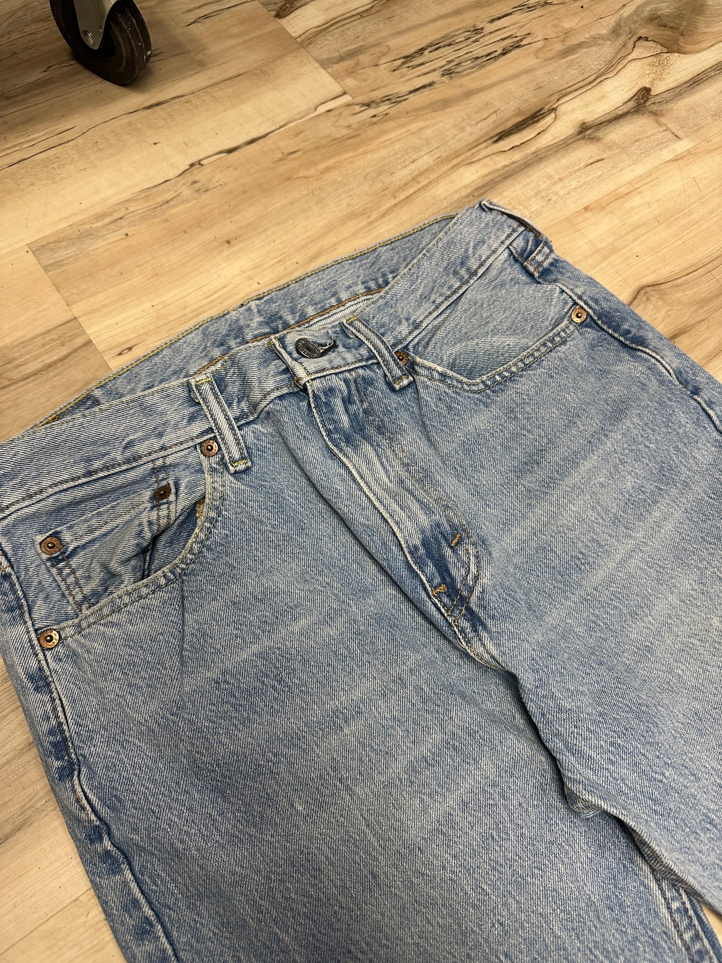 (32x27) Vintage Levi 510’s