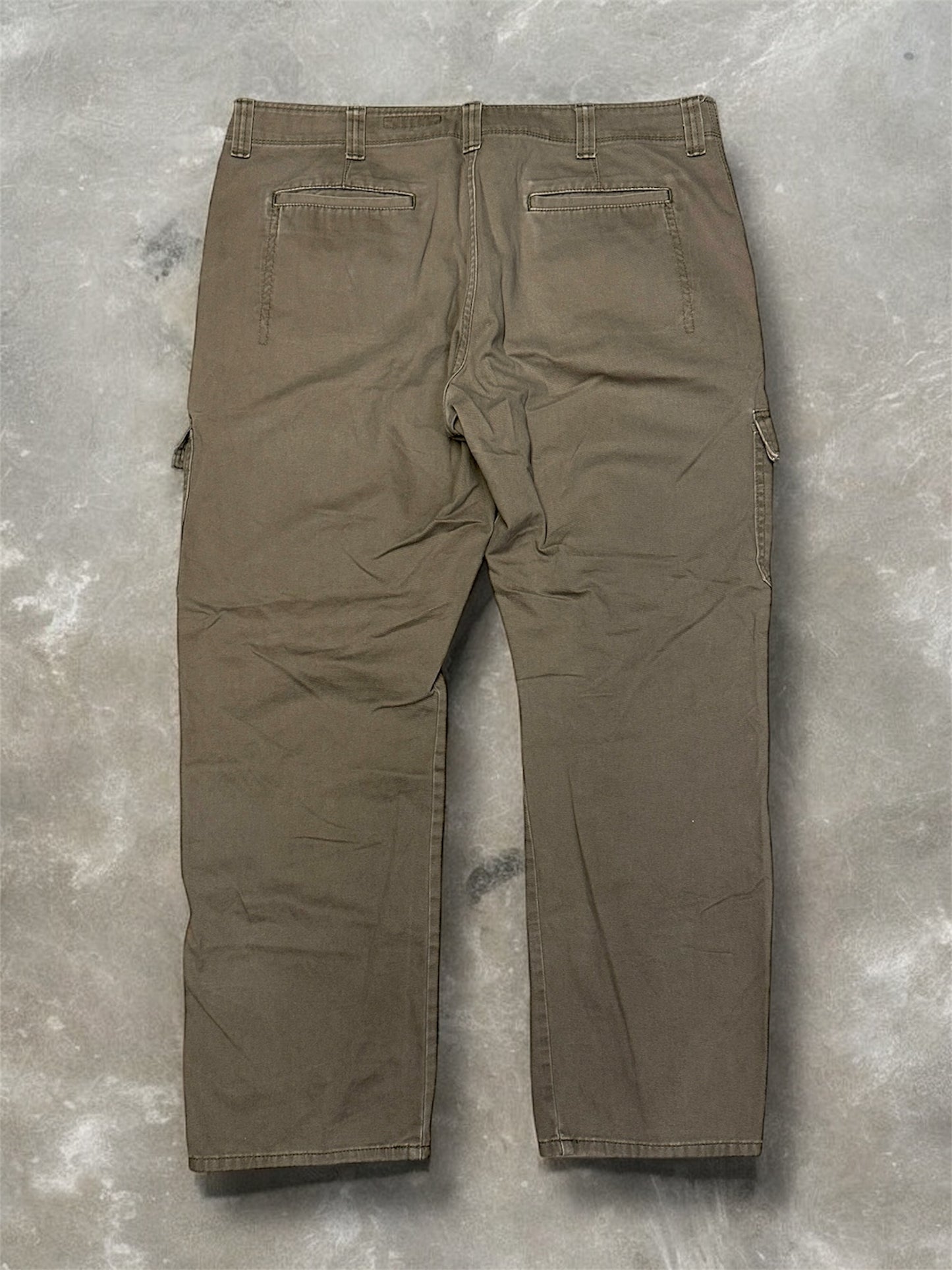 (40x31) Vintage Wrangler Relaxed Fit Cargos