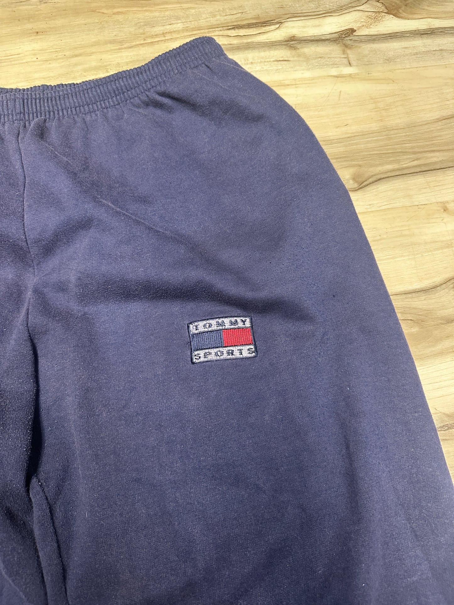 (40x29) Vintage Tommy Sports Sweats