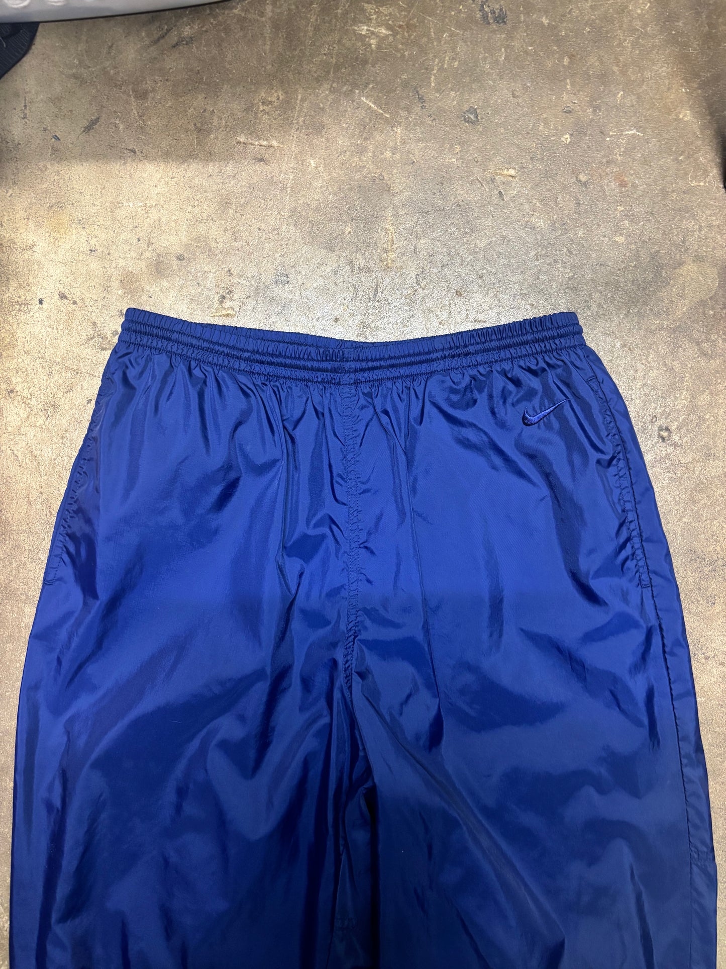 (34x31) Vintage 90s Nike Navy Cuffed Track Pants