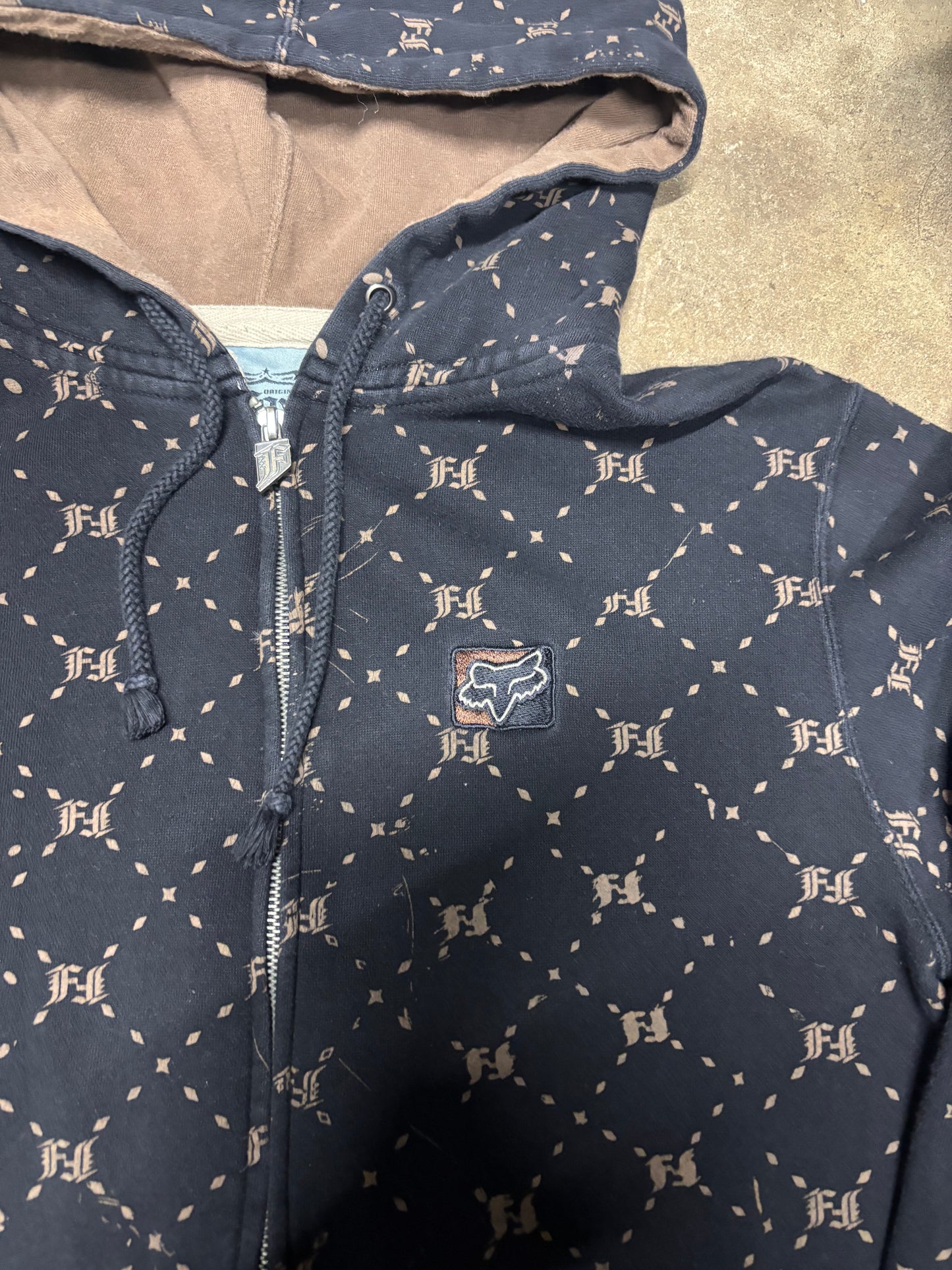 (S) Vintage Y2K Fox Racing All-Over Print Black Zip Up Hoodie